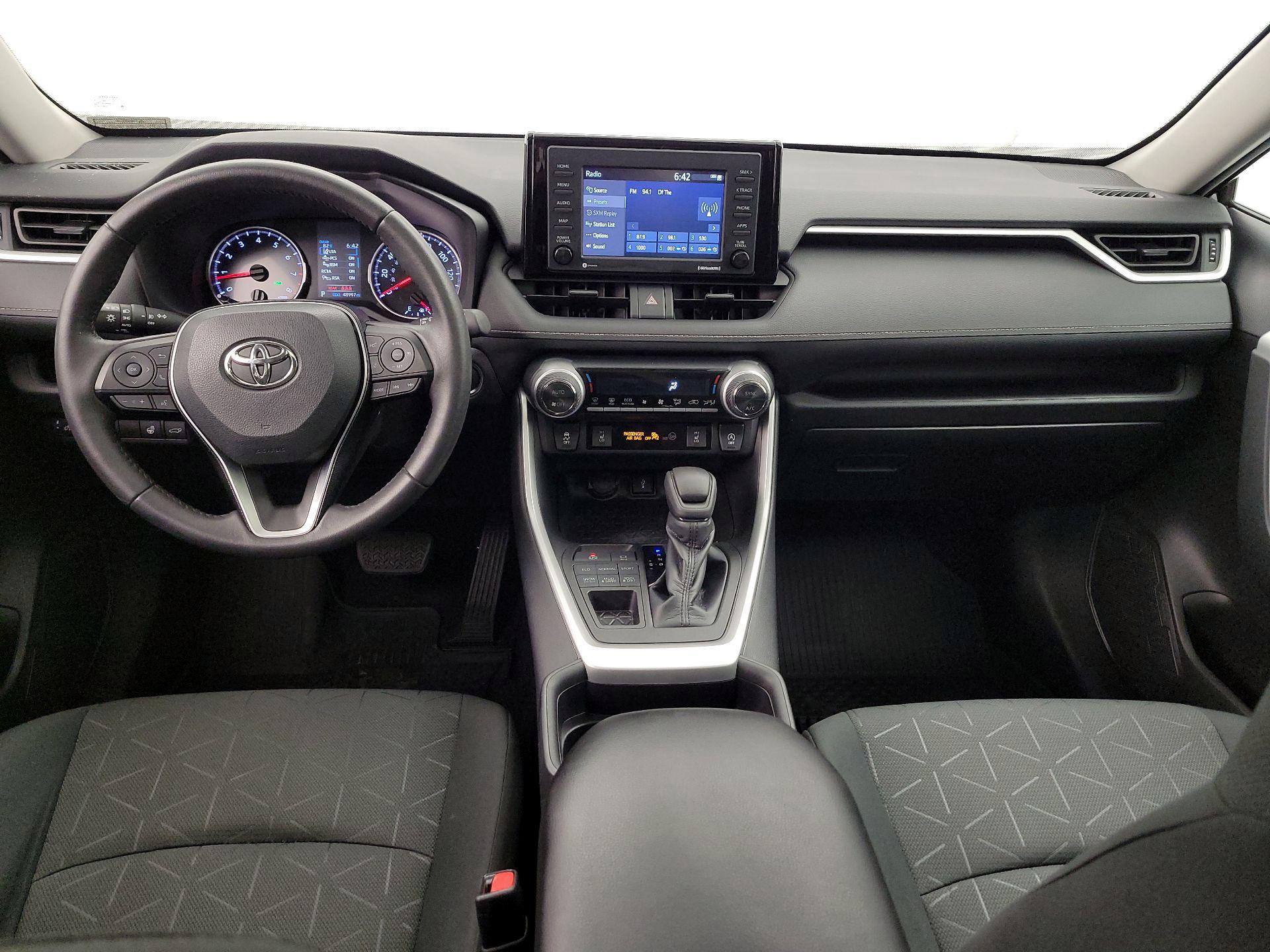 Thumbnail: 2021 Toyota RAV4 - 9