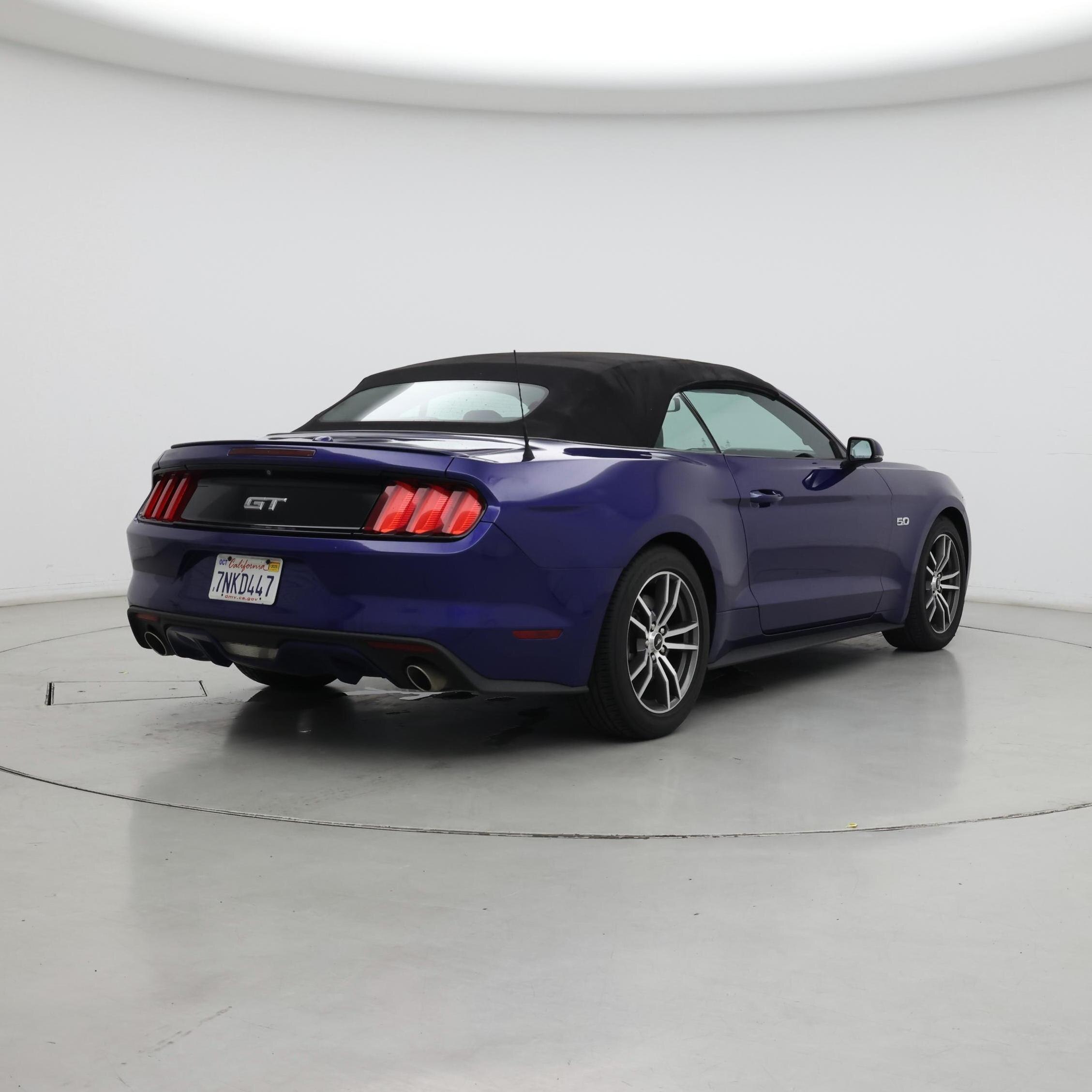 Thumbnail: 2016 Ford Mustang - 8