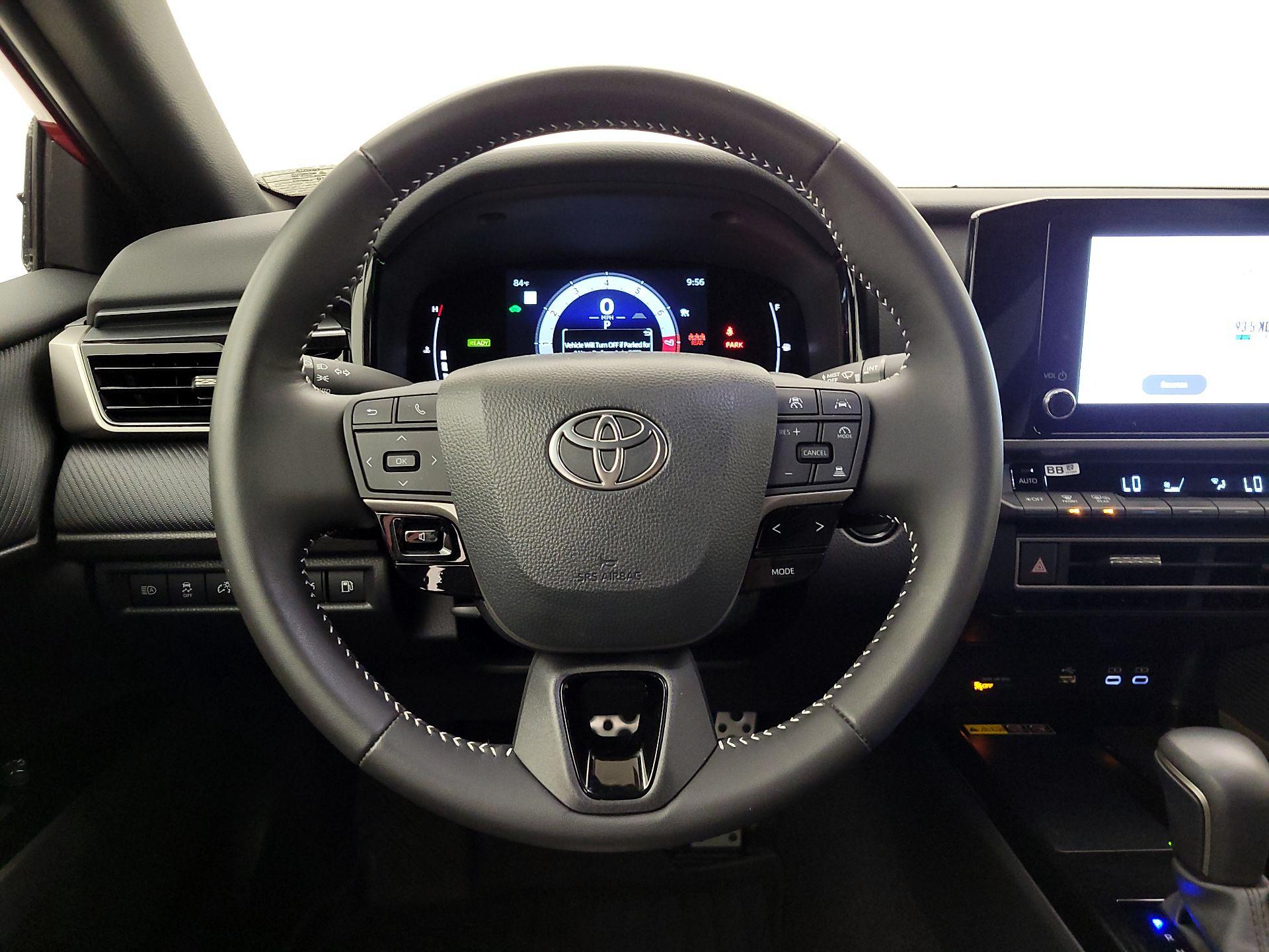 Thumbnail: 2025 Toyota Camry - 10