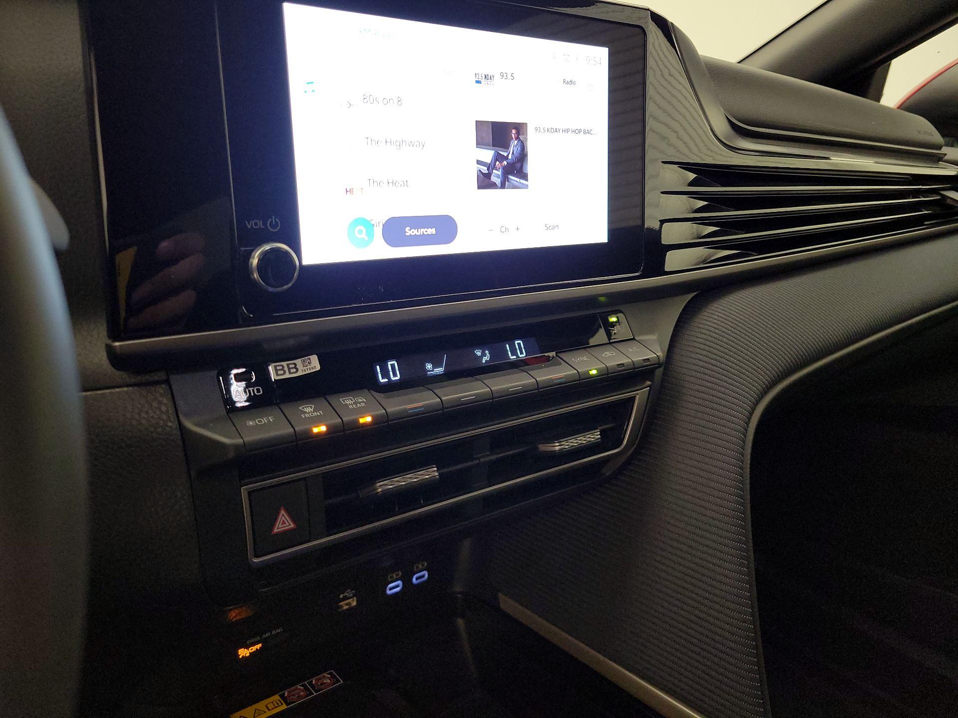 Thumbnail: 2025 Toyota Camry - 16