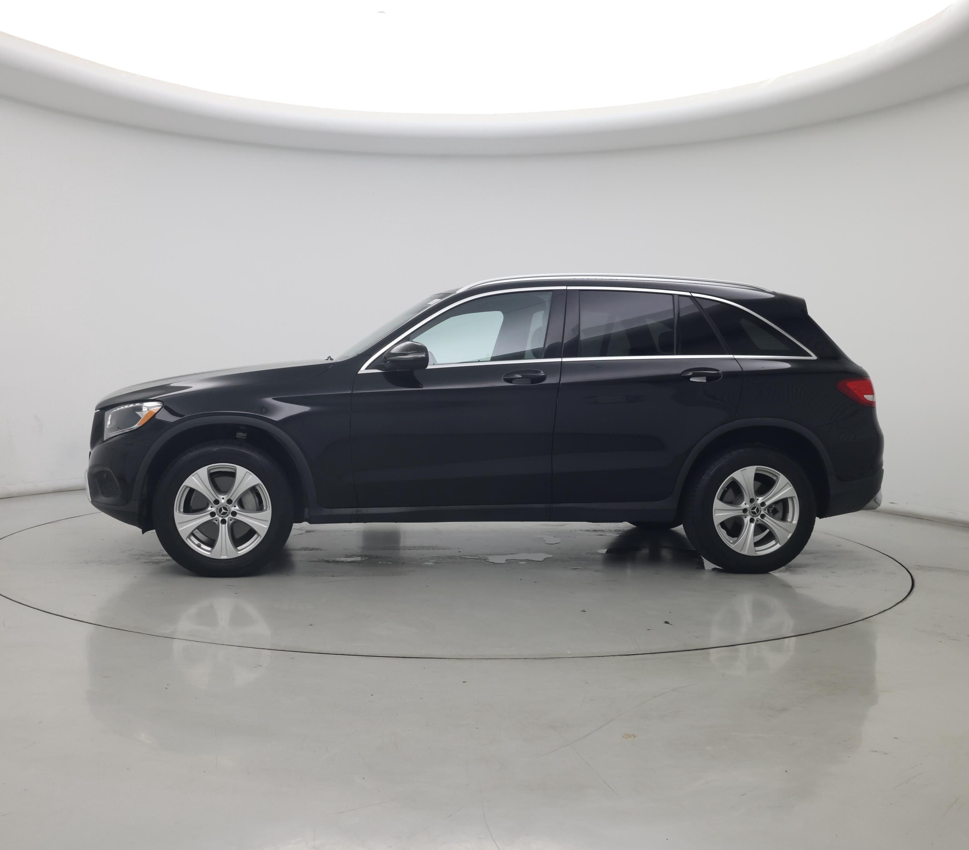Thumbnail: 2018 Mercedes-Benz GLC - 3