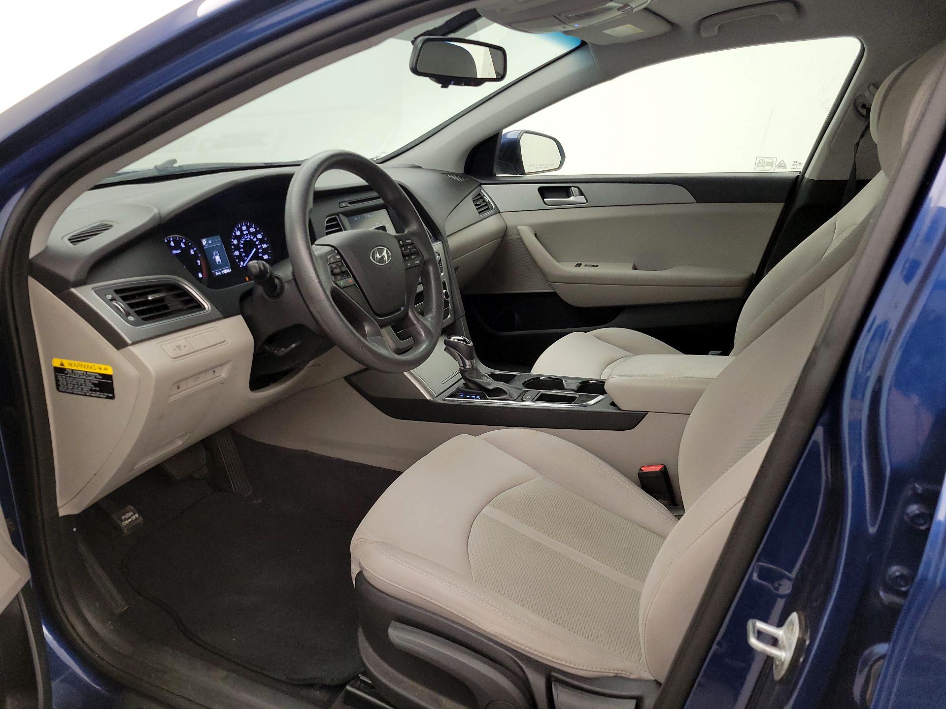 Thumbnail: 2016 Hyundai Sonata - 11