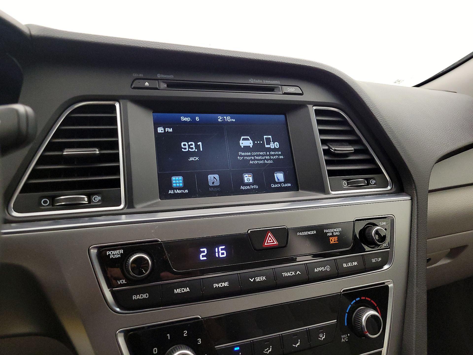 Thumbnail: 2016 Hyundai Sonata - 15