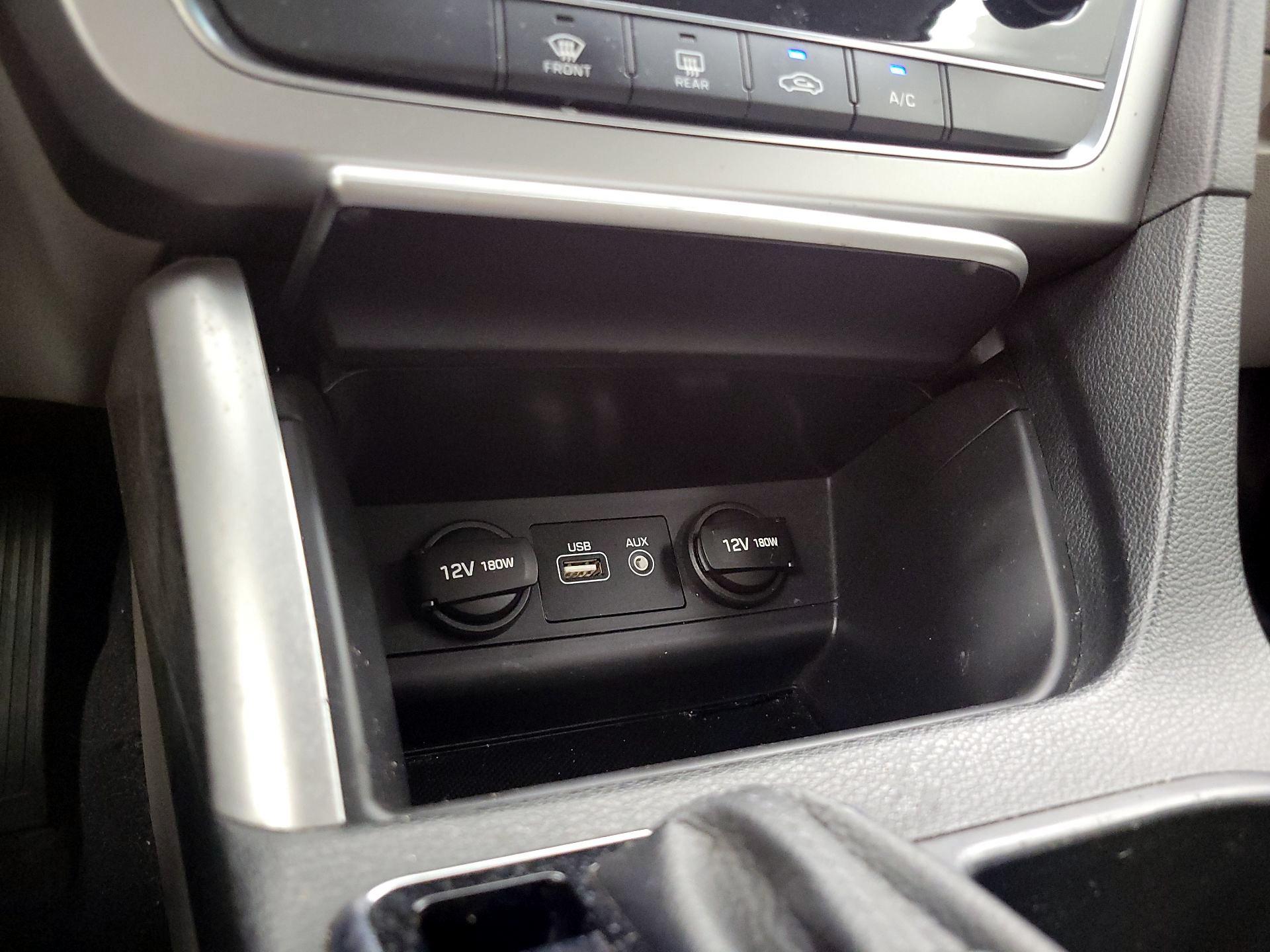 Thumbnail: 2016 Hyundai Sonata - 18