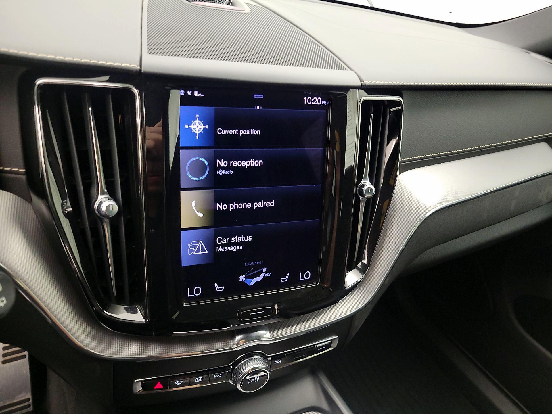Thumbnail: 2021 Volvo XC60 - 16
