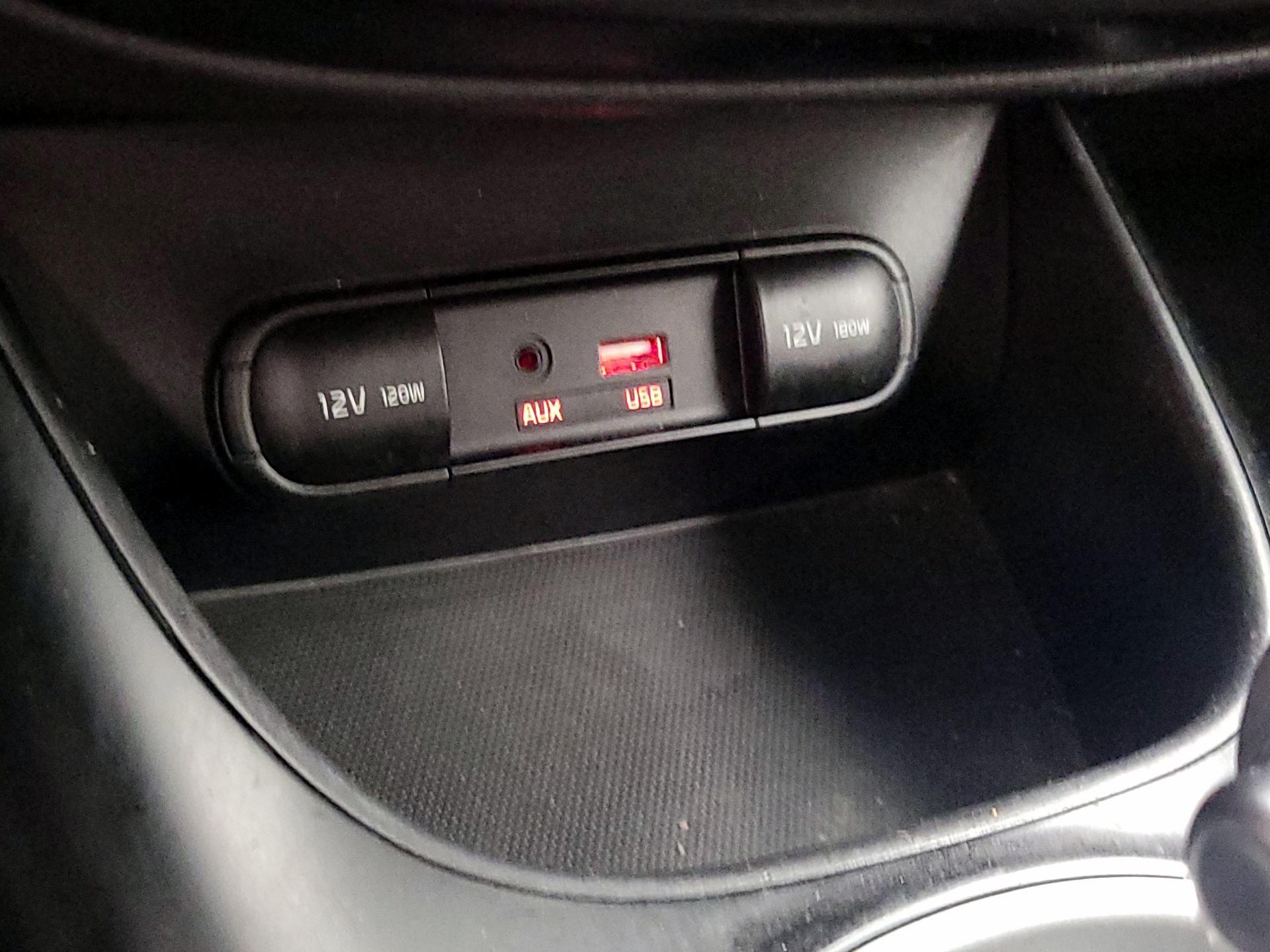 Thumbnail: 2018 Kia Soul - 18
