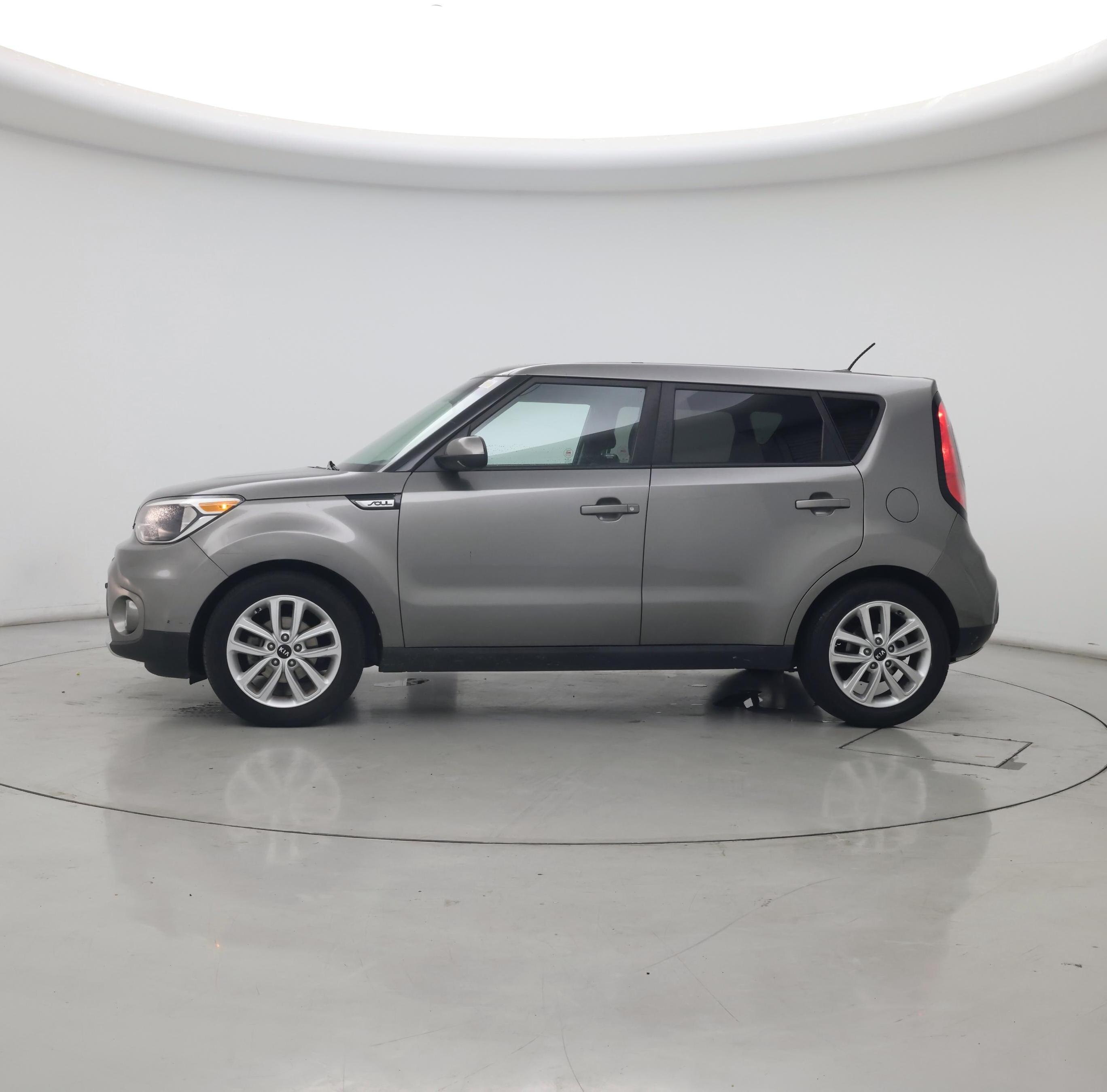 Thumbnail: 2018 Kia Soul - 3