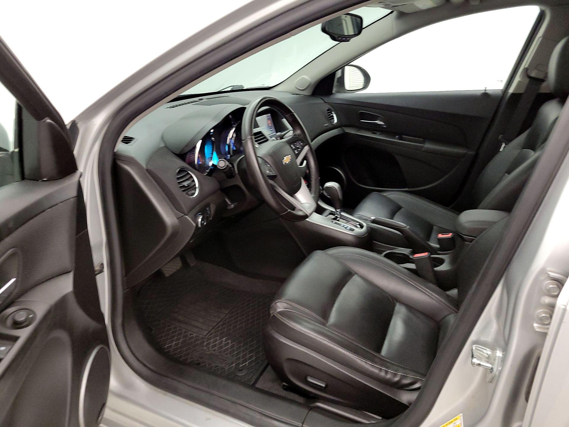 Thumbnail: 2016 Chevrolet Cruze - 11