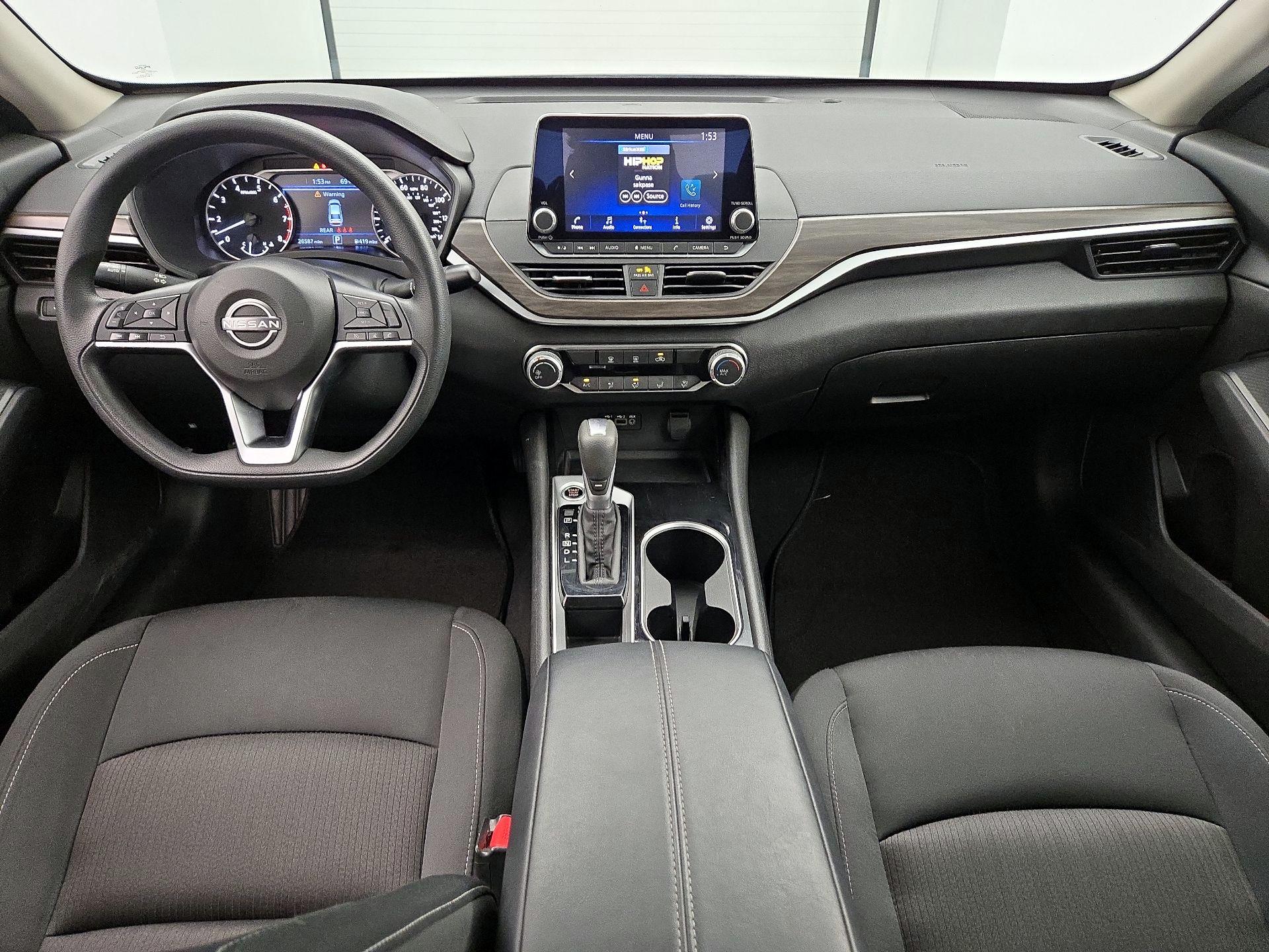 Thumbnail: 2024 Nissan Altima - 9