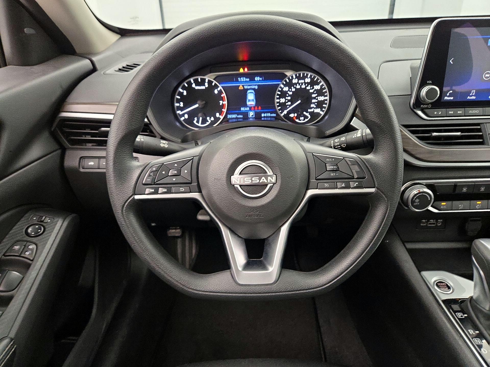 Thumbnail: 2024 Nissan Altima - 10