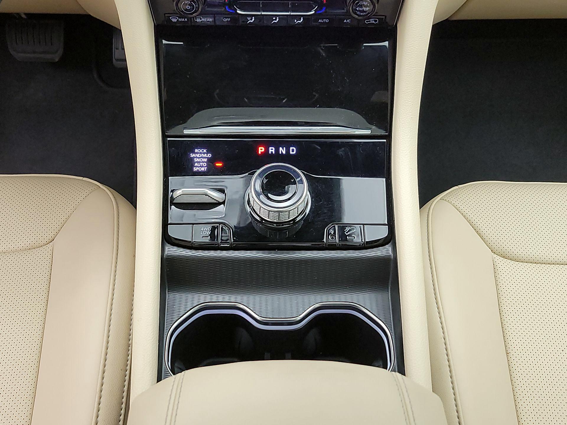 Thumbnail: 2024 Jeep Grand Cherokee - 18
