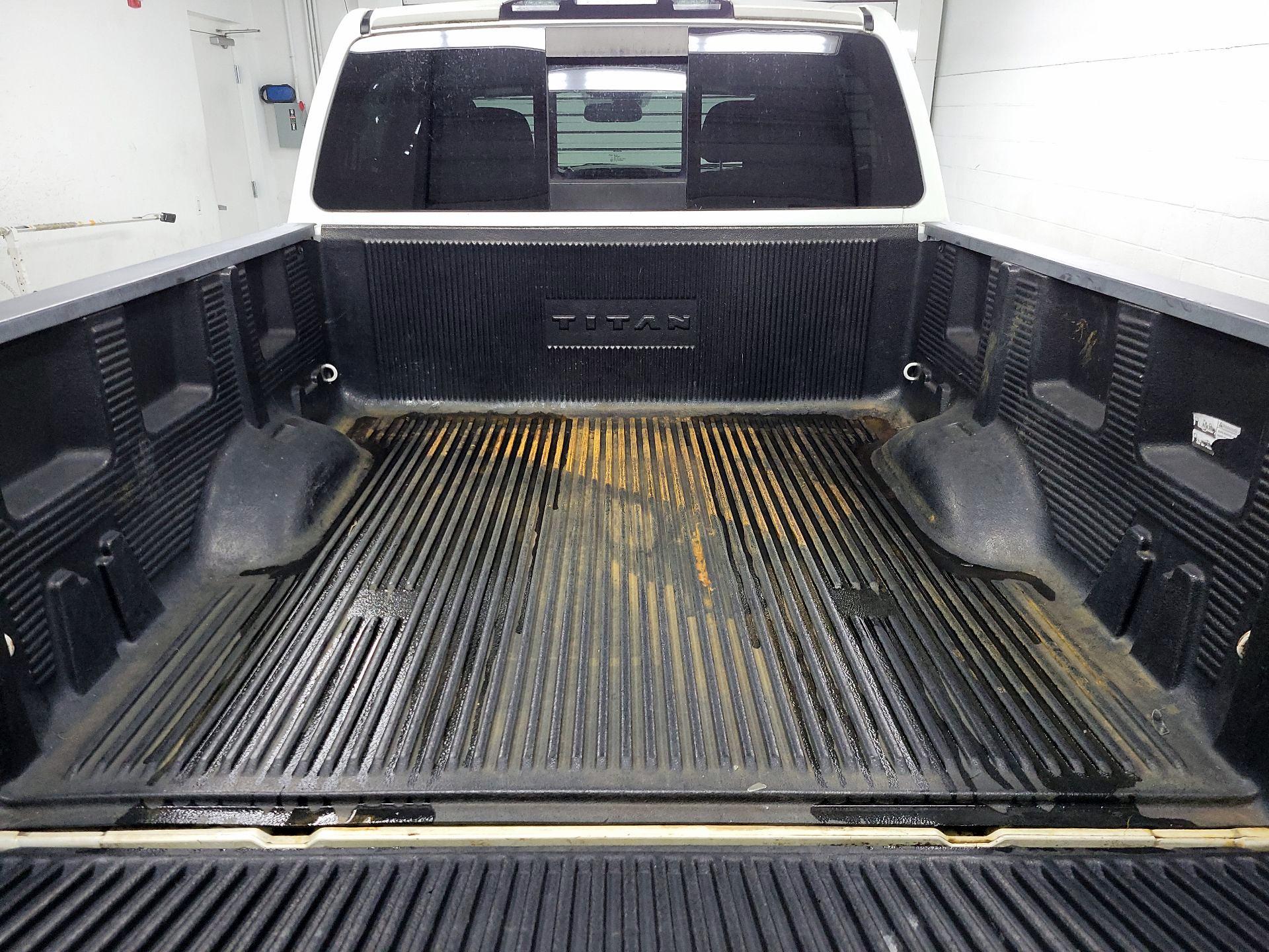 Thumbnail: 2018 Nissan Titan - 19