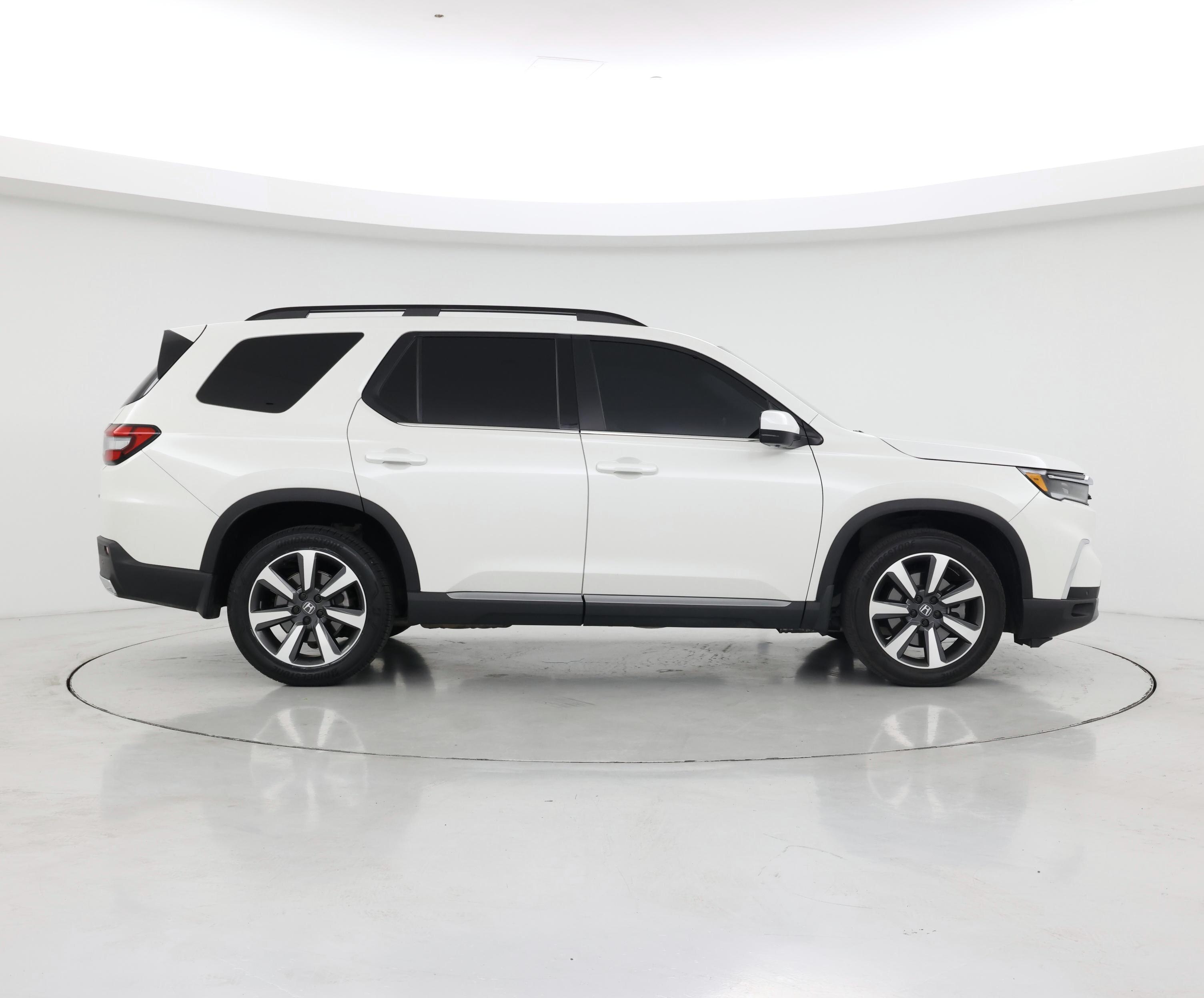 Thumbnail: 2023 Honda Pilot - 7