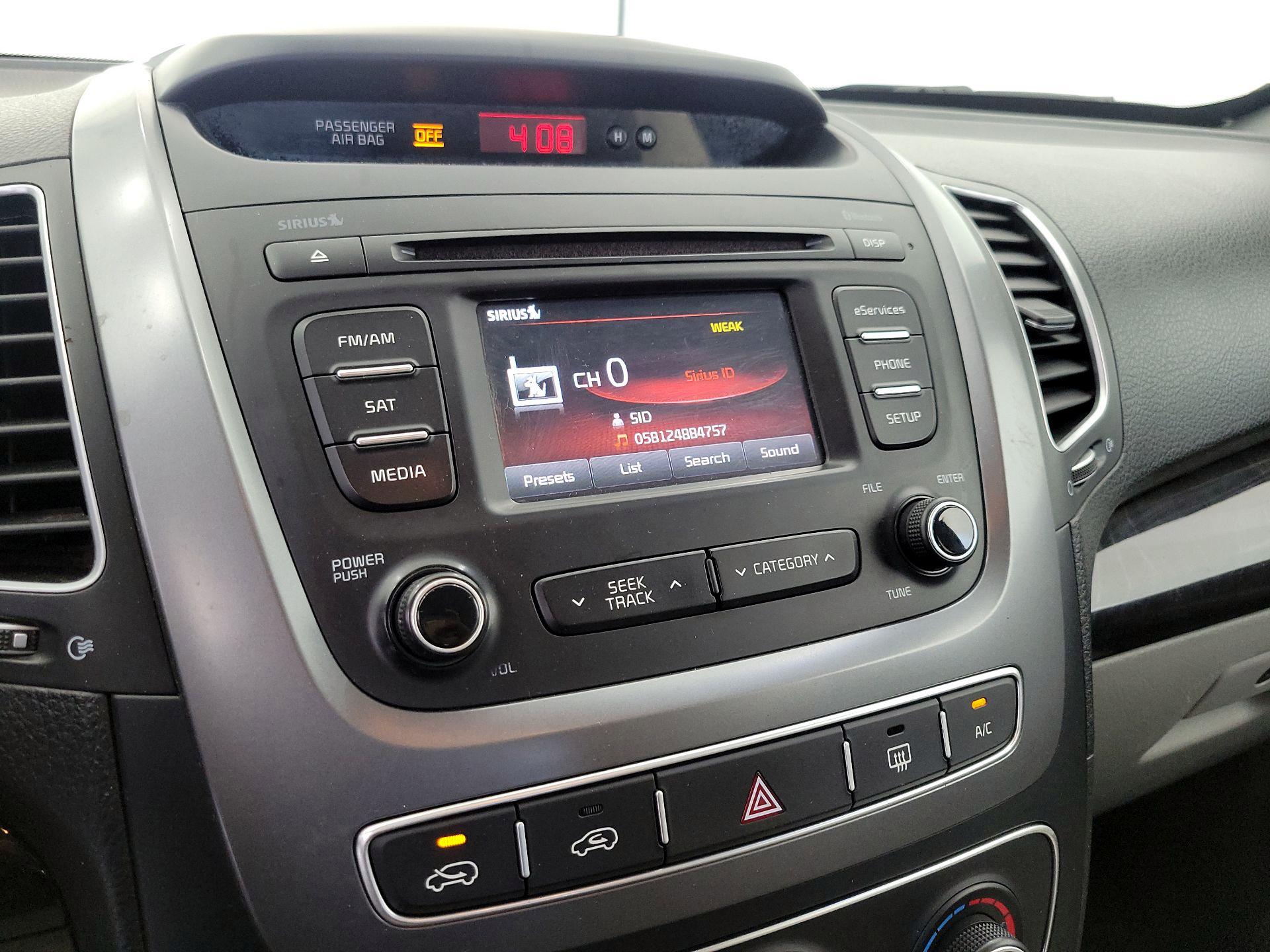 Thumbnail: 2014 Kia Sorento - 14