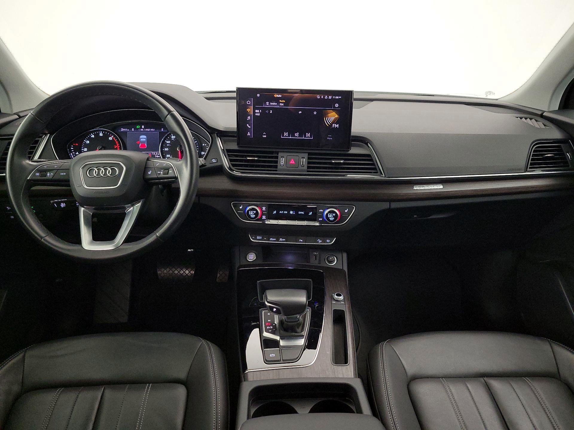 Thumbnail: 2023 Audi Q5 - 9