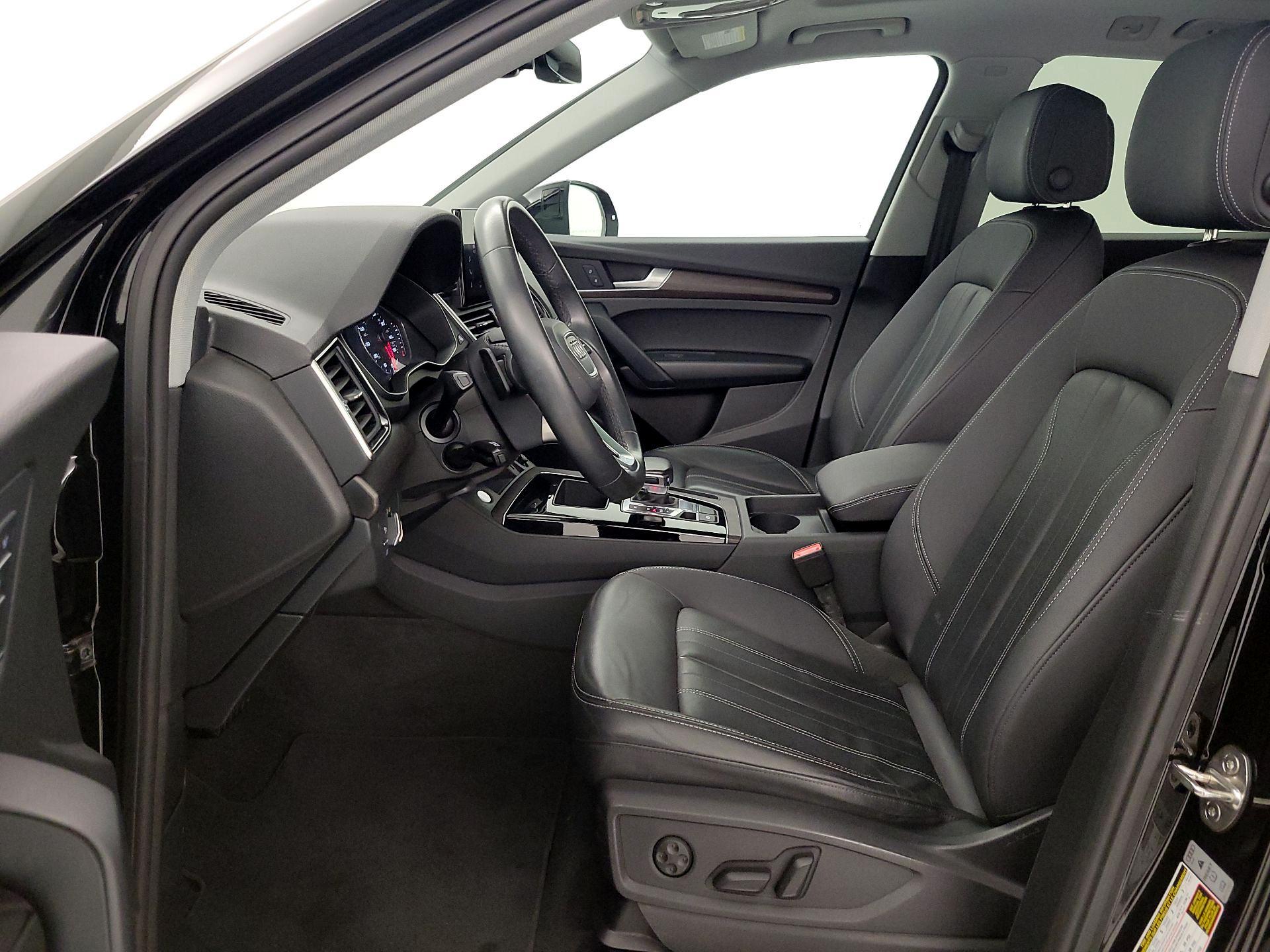 Thumbnail: 2023 Audi Q5 - 11