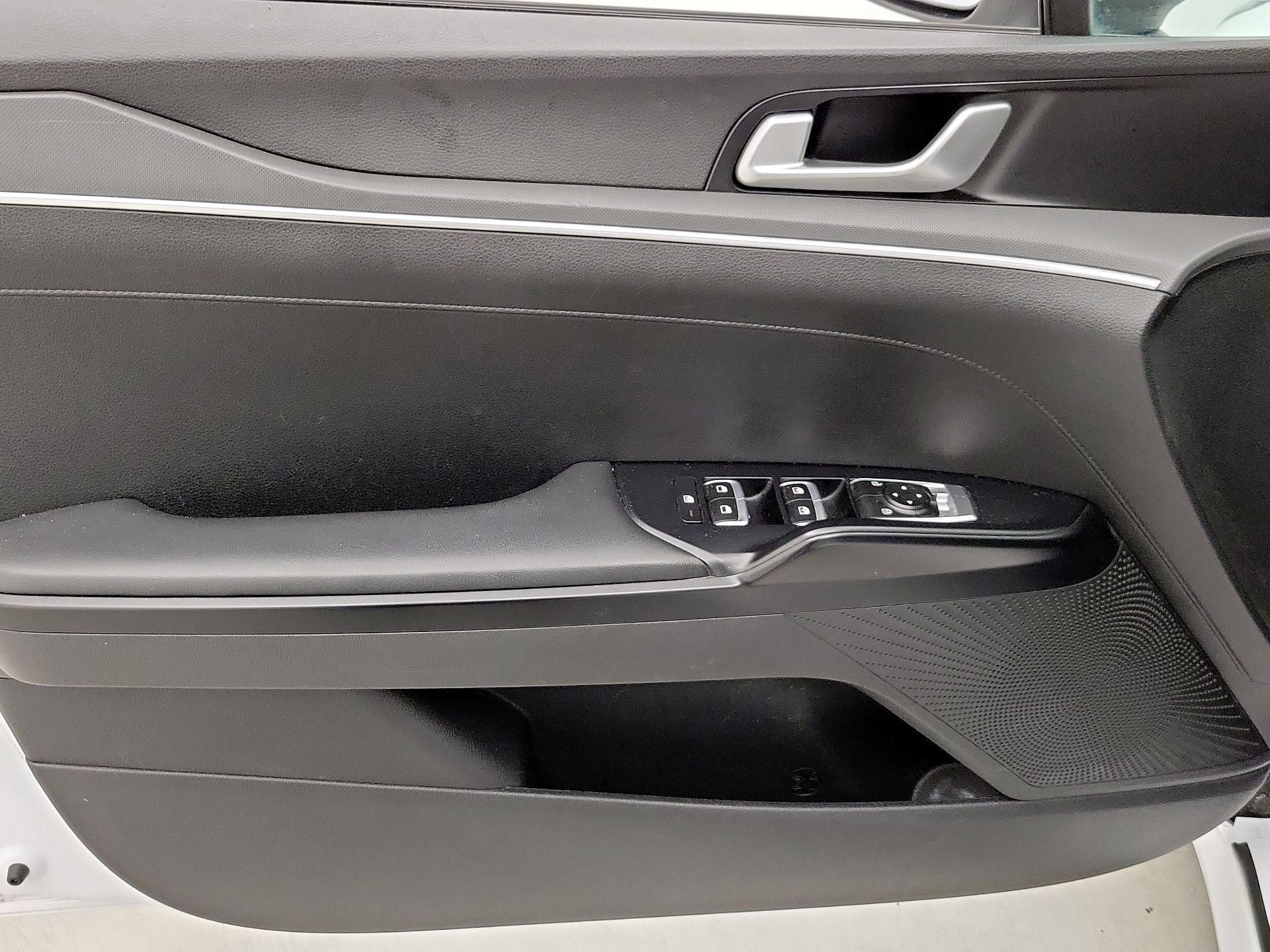 Thumbnail: 2022 Kia K5 - 12