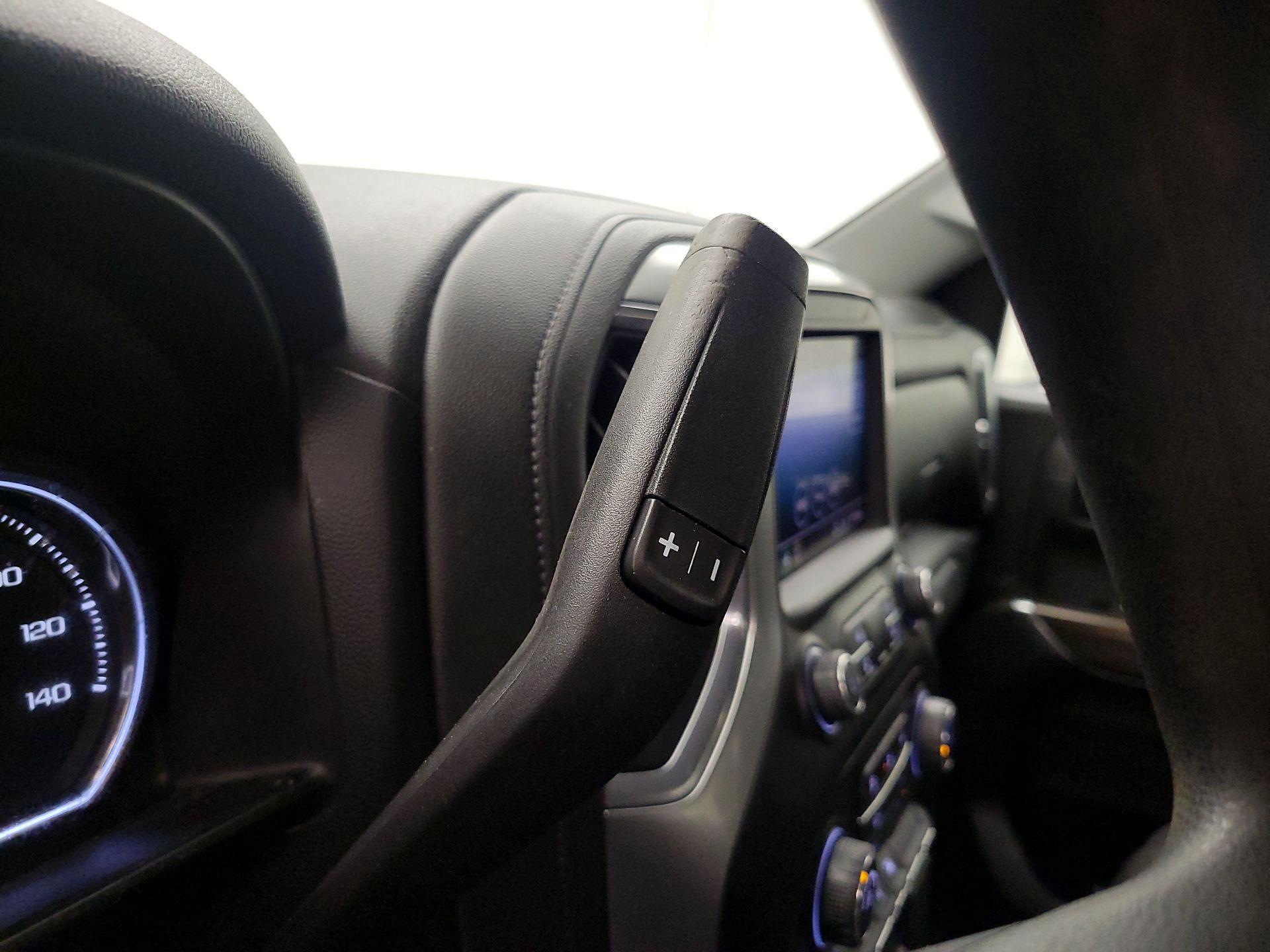 Thumbnail: 2020 Chevrolet Silverado 1500 - 17