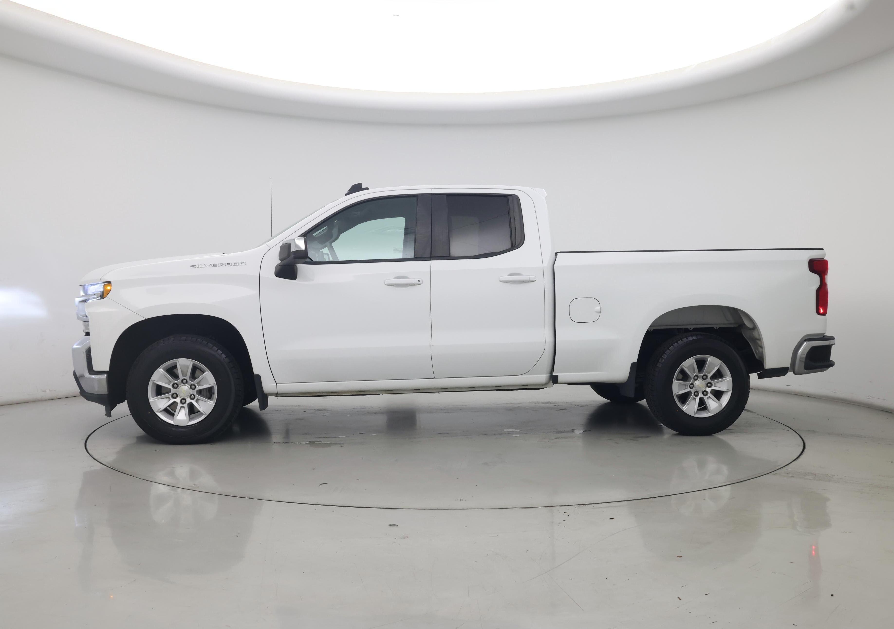 Thumbnail: 2020 Chevrolet Silverado 1500 - 3