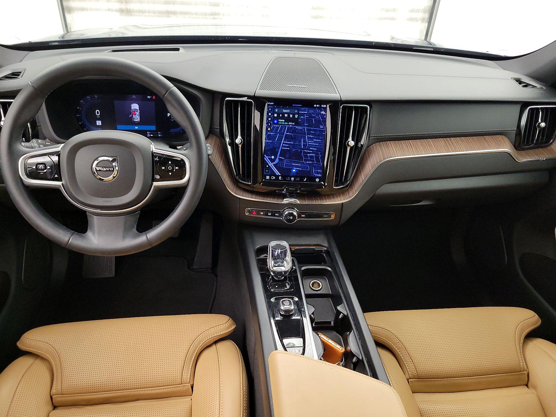 Thumbnail: 2023 Volvo XC60 - 9
