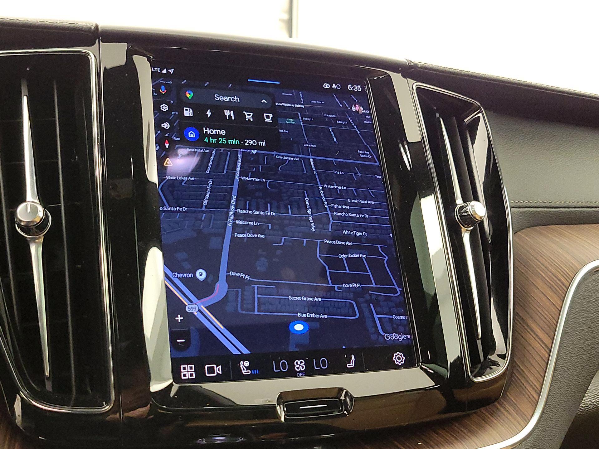 Thumbnail: 2023 Volvo XC60 - 14