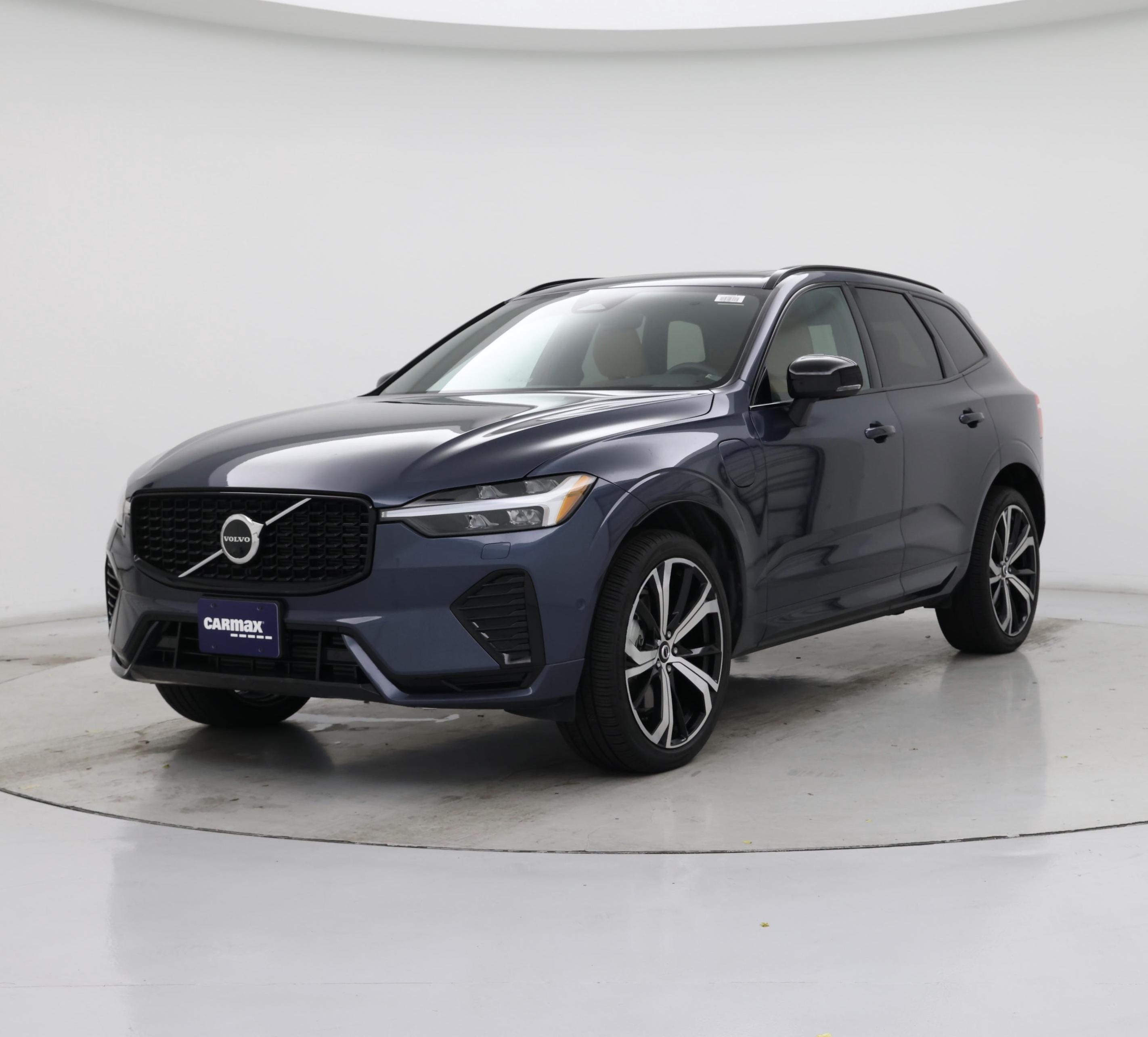 Thumbnail: 2023 Volvo XC60 - 4