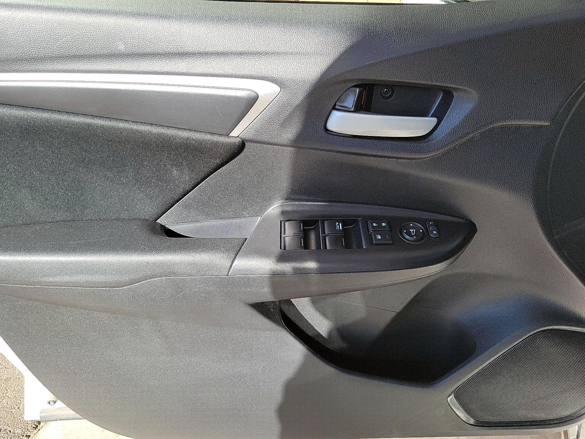 Thumbnail: 2018 Honda Fit - 10