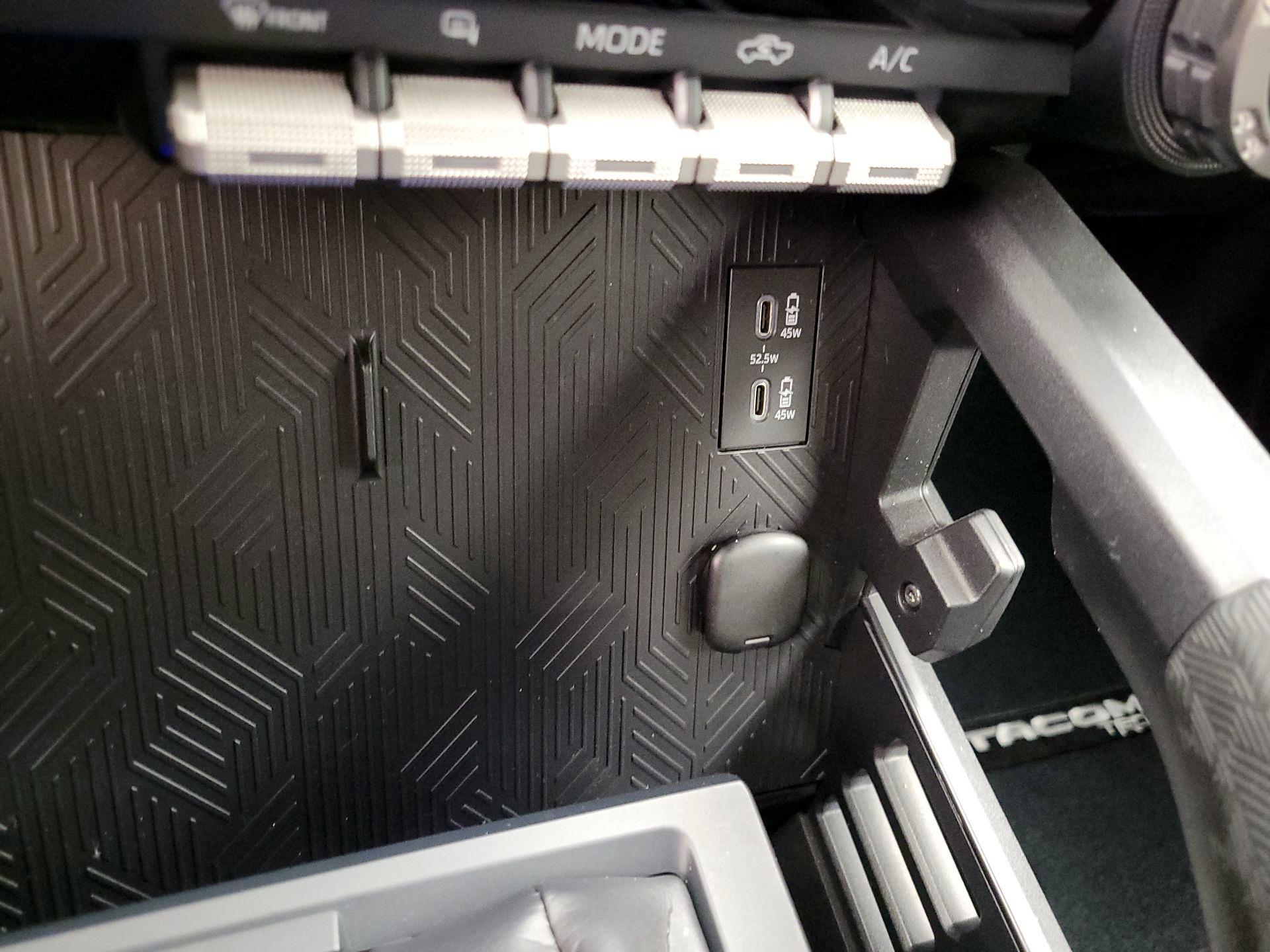 Thumbnail: 2025 Toyota Tacoma - 19