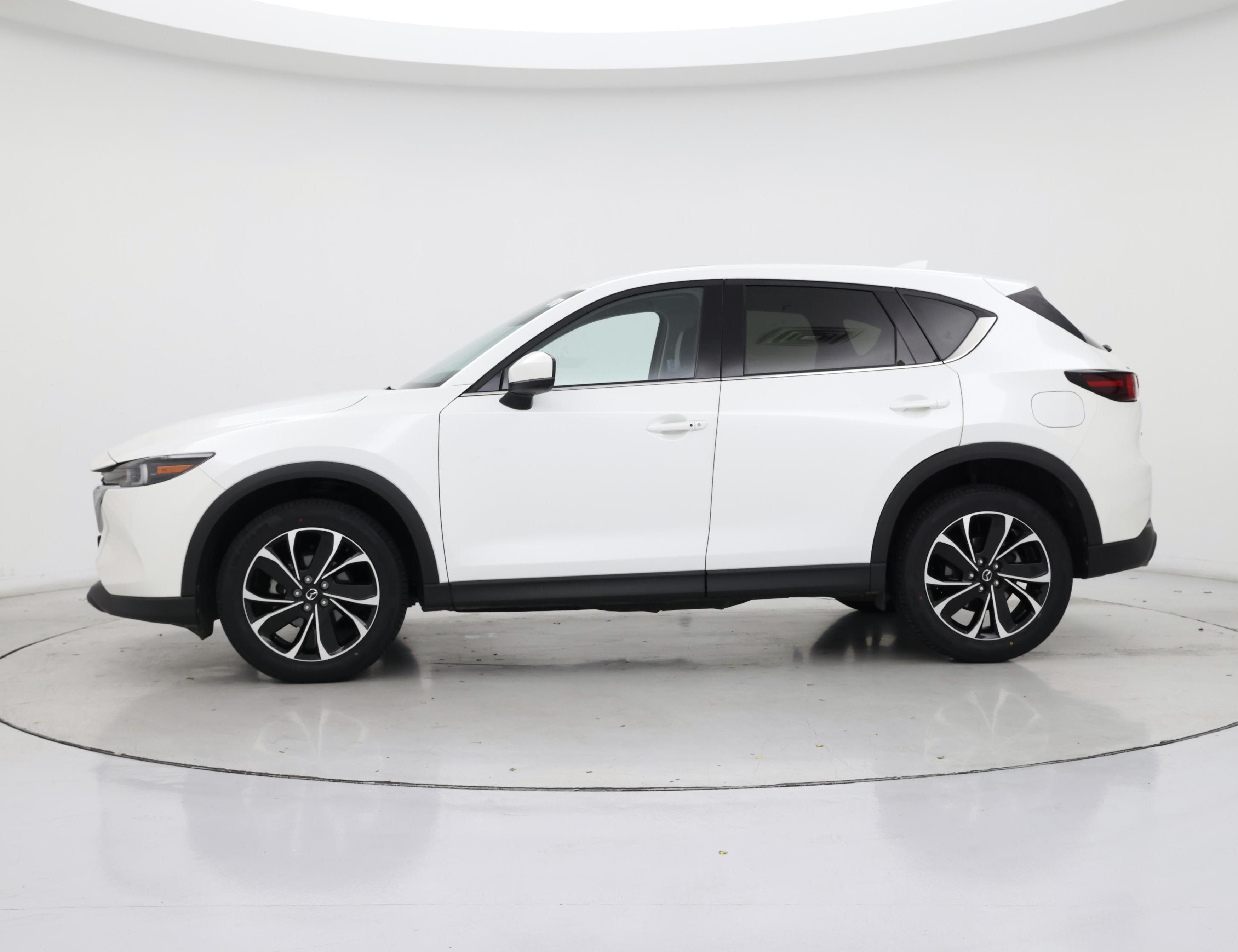 Thumbnail: 2022 Mazda CX-5 - 3