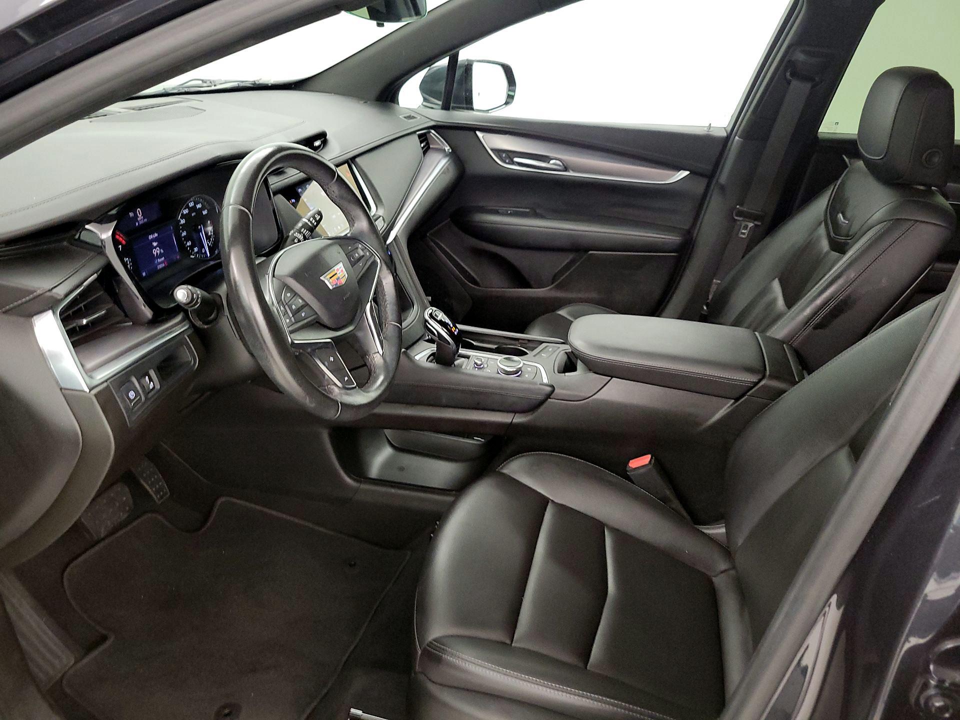 Thumbnail: 2022 Cadillac XT5 - 11