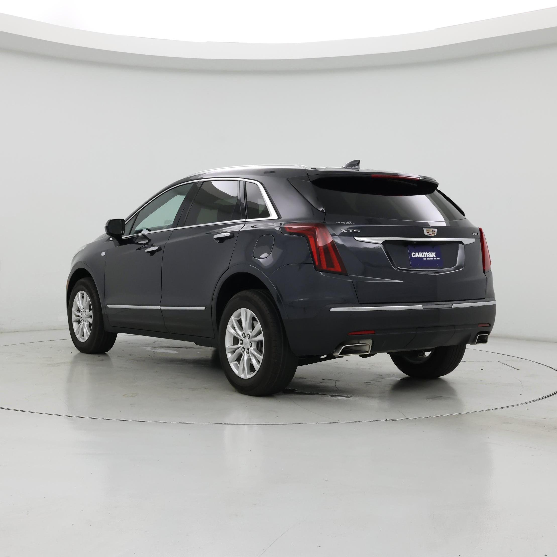 Thumbnail: 2022 Cadillac XT5 - 2