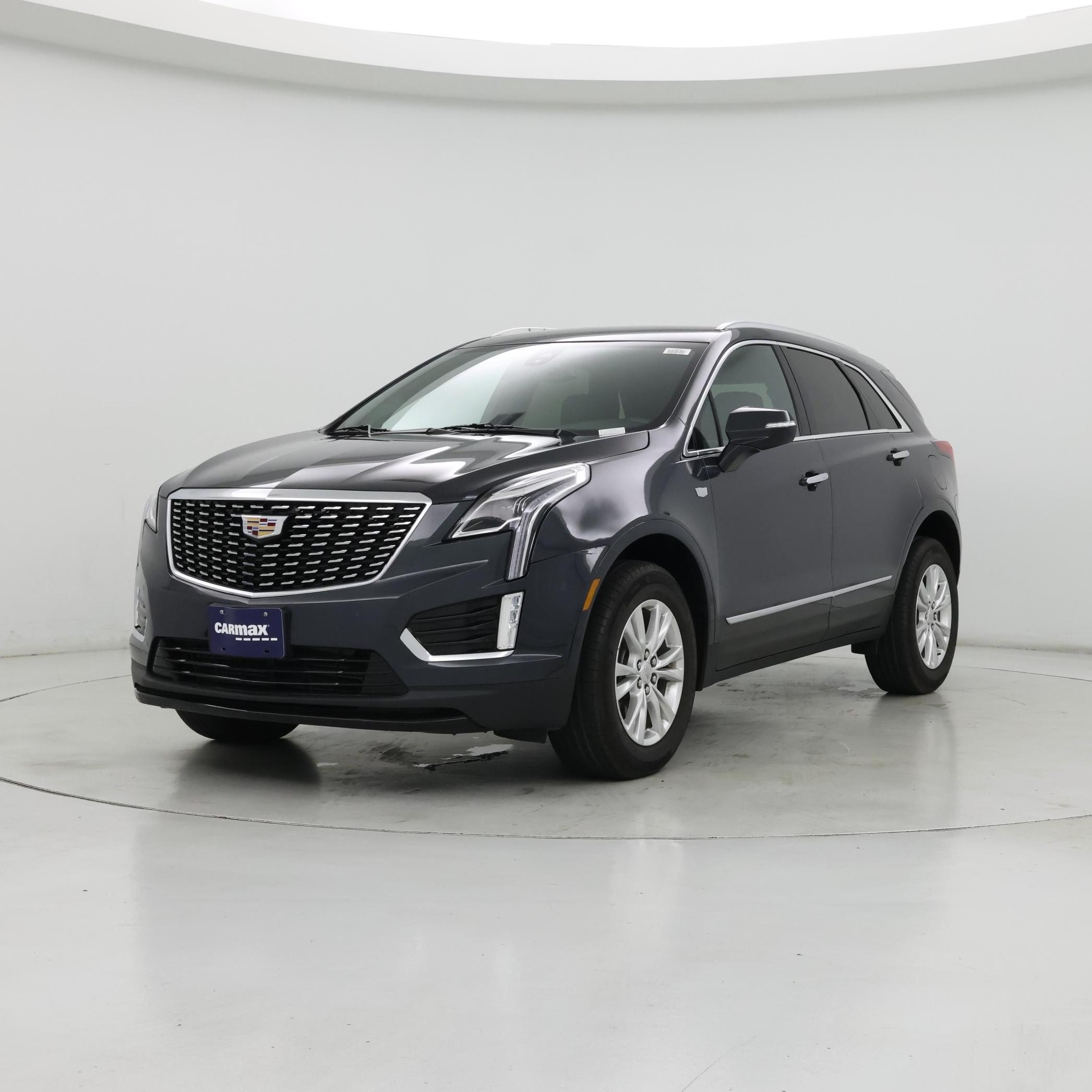 Thumbnail: 2022 Cadillac XT5 - 4
