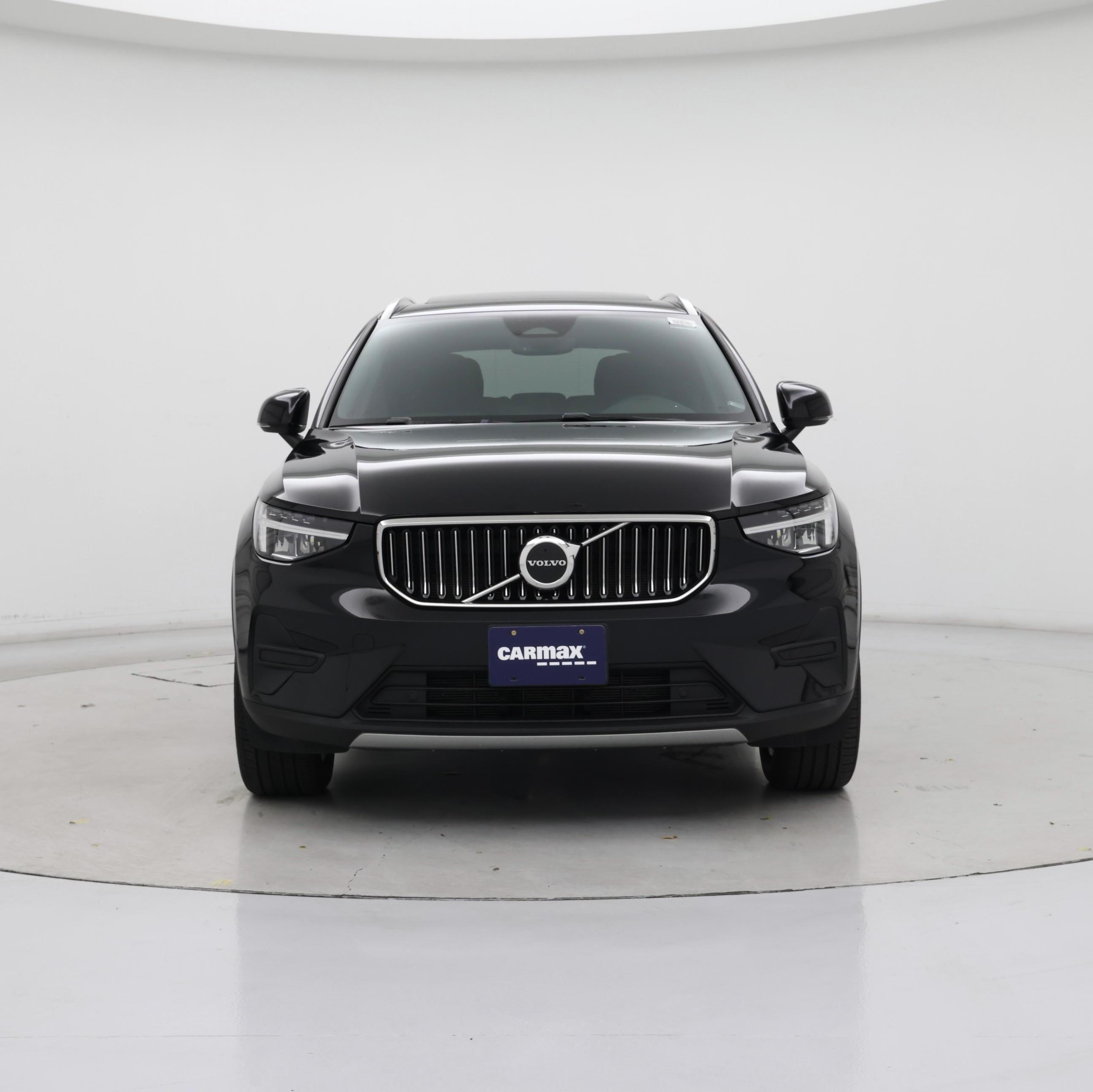 Thumbnail: 2025 Volvo XC40 - 5