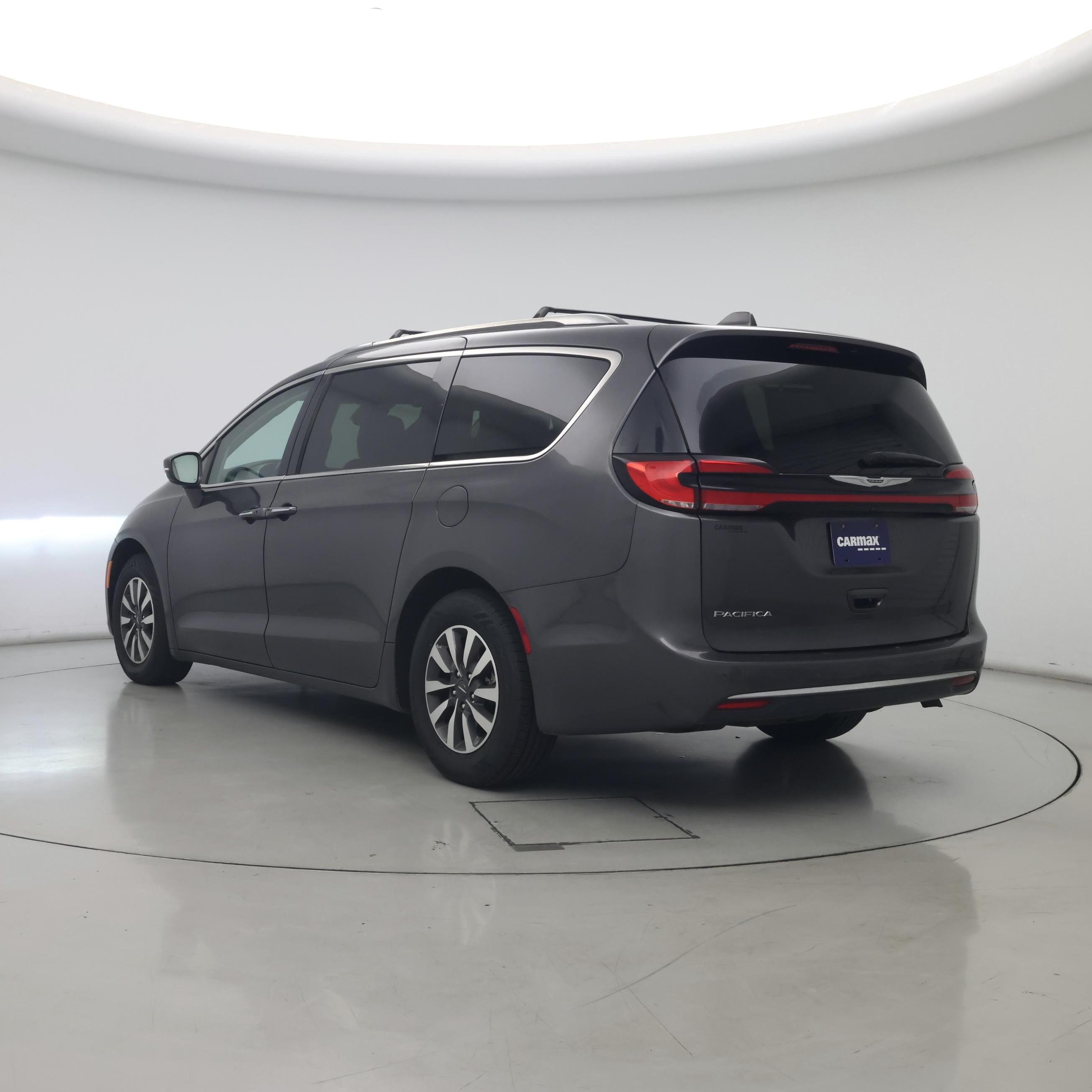 Thumbnail: 2021 Chrysler Pacifica - 2