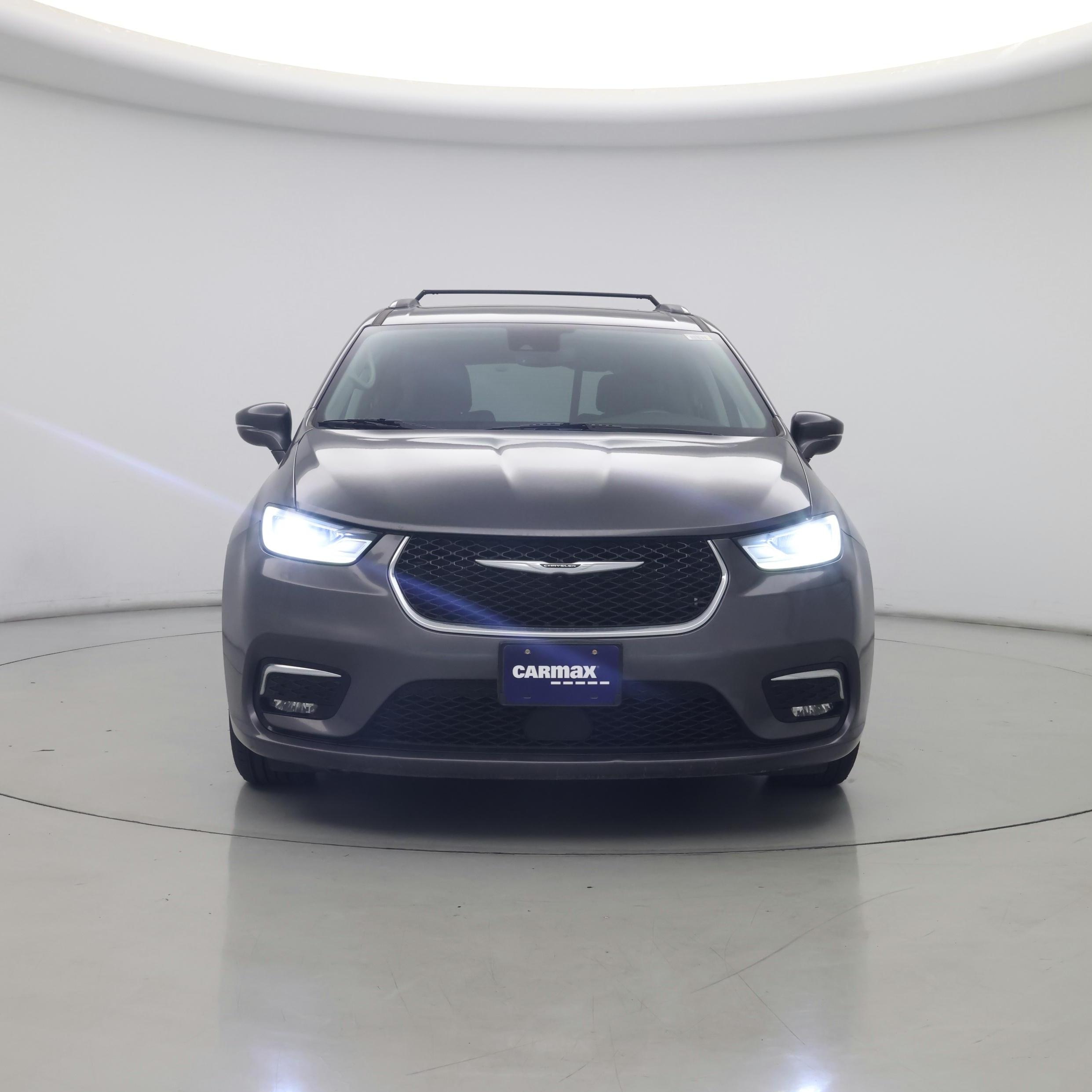Thumbnail: 2021 Chrysler Pacifica - 5