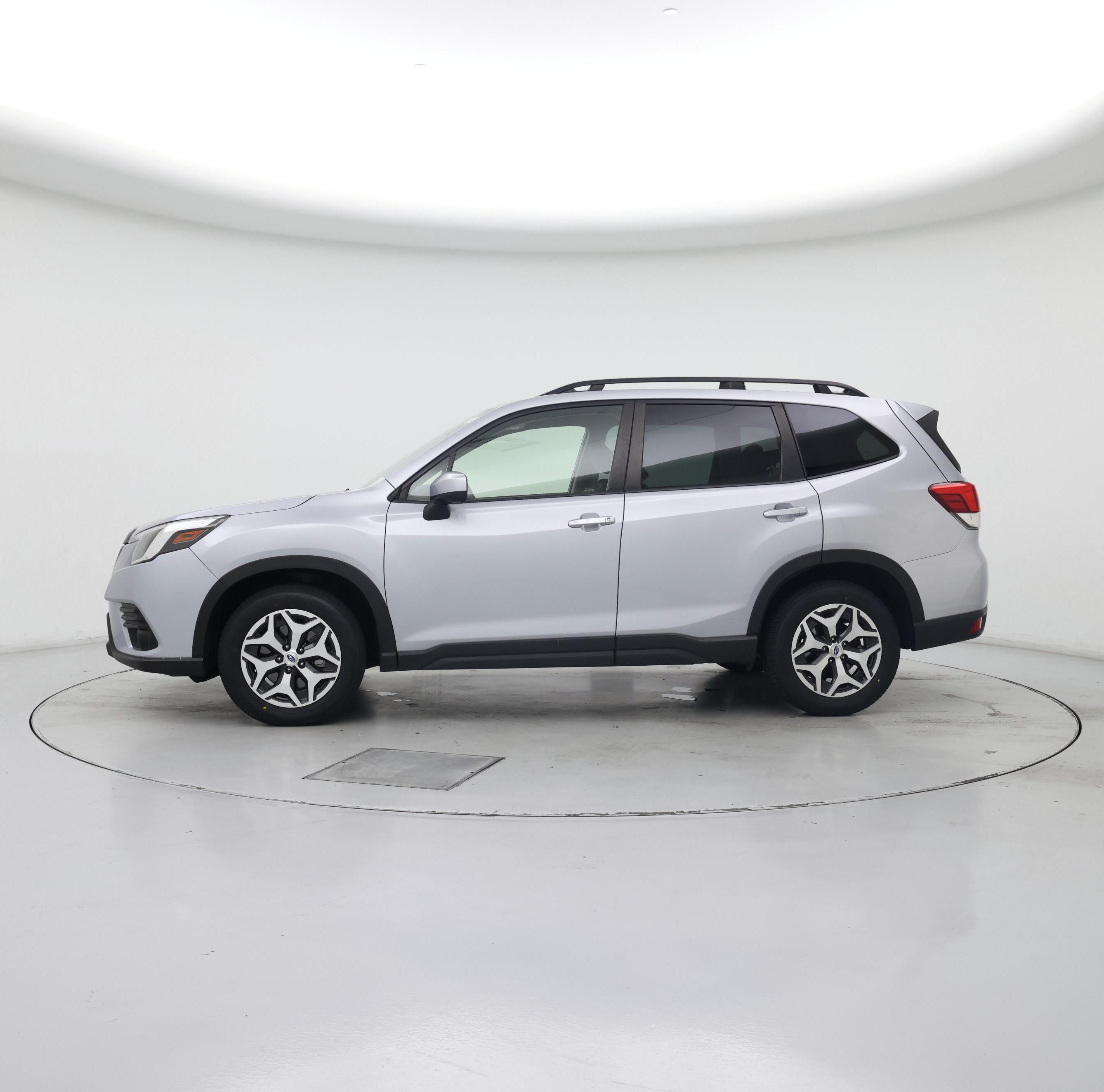 Thumbnail: 2022 Subaru Forester - 3