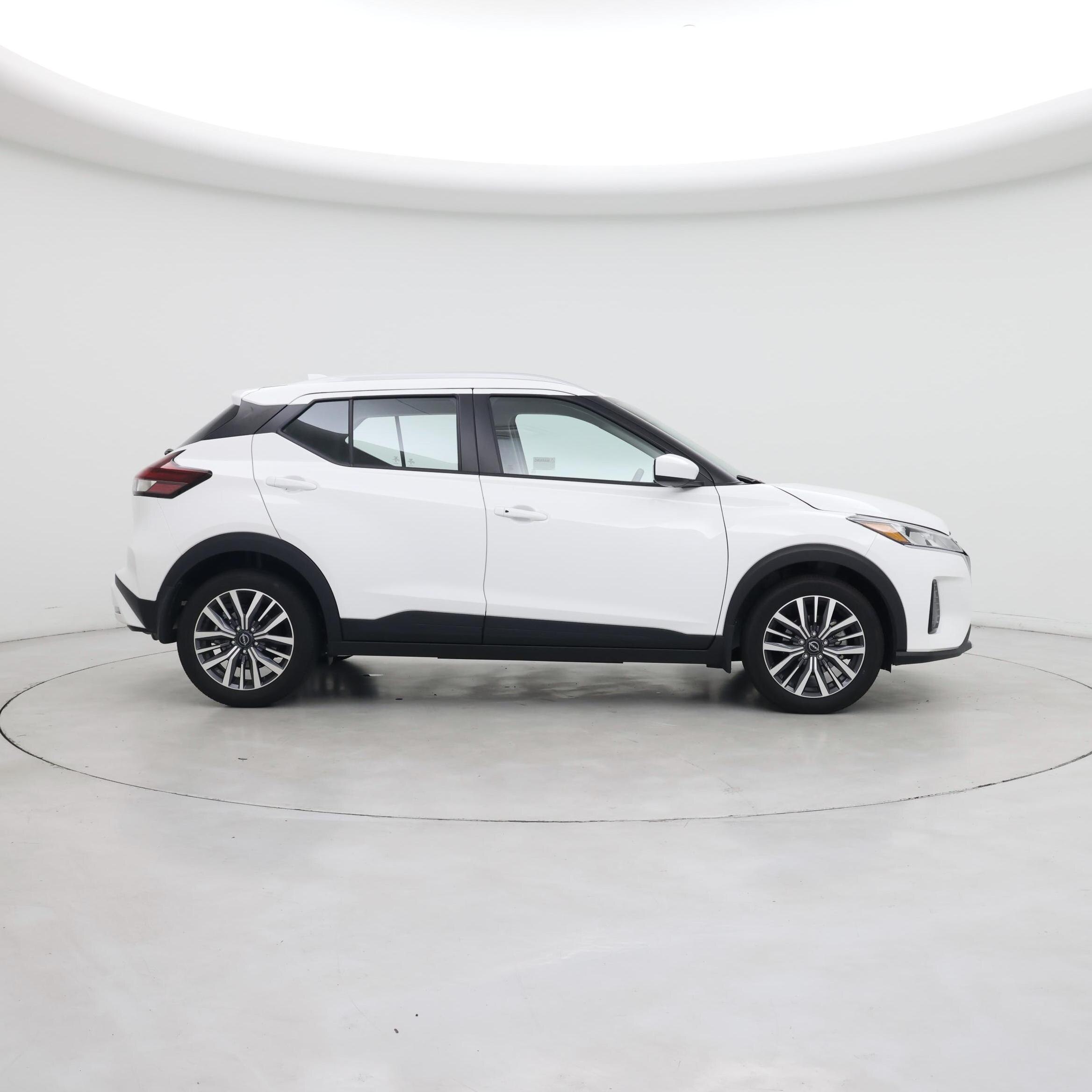 Thumbnail: 2024 Nissan Kicks - 7