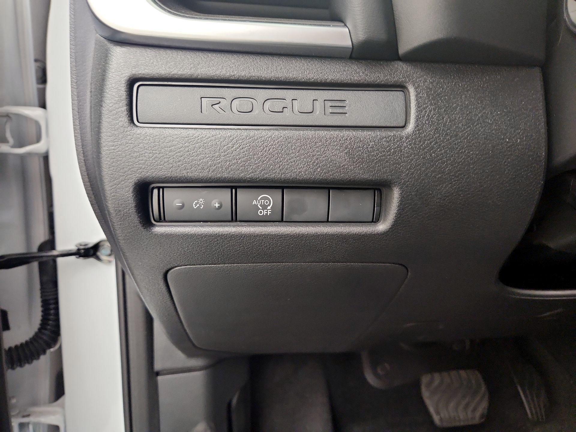 Thumbnail: 2024 Nissan Rogue - 13