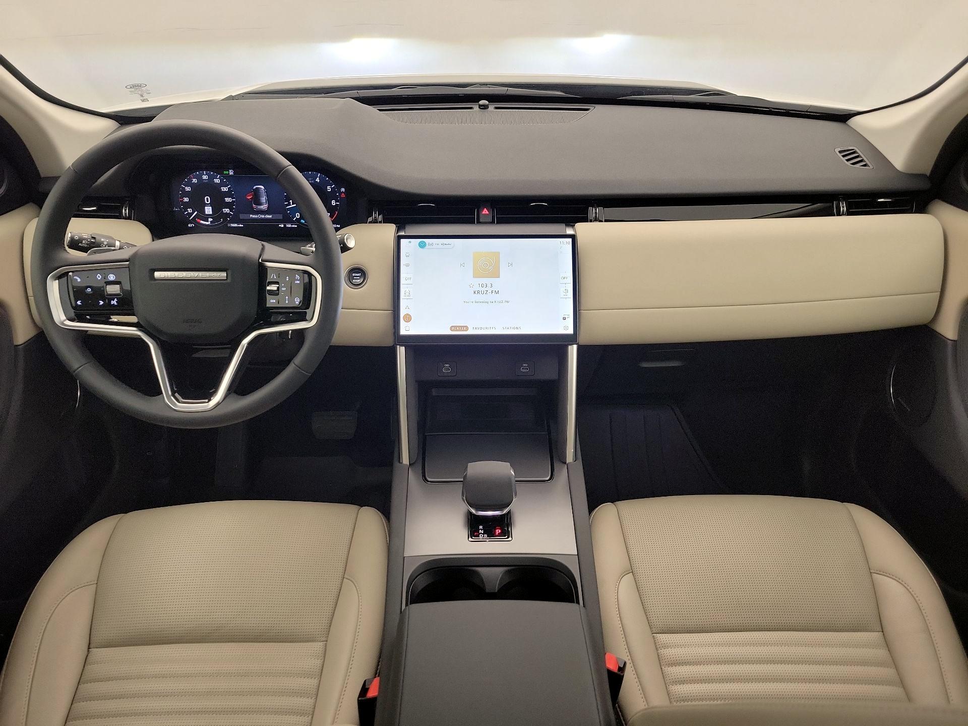 Thumbnail: 2024 Land Rover Discovery Sport - 9