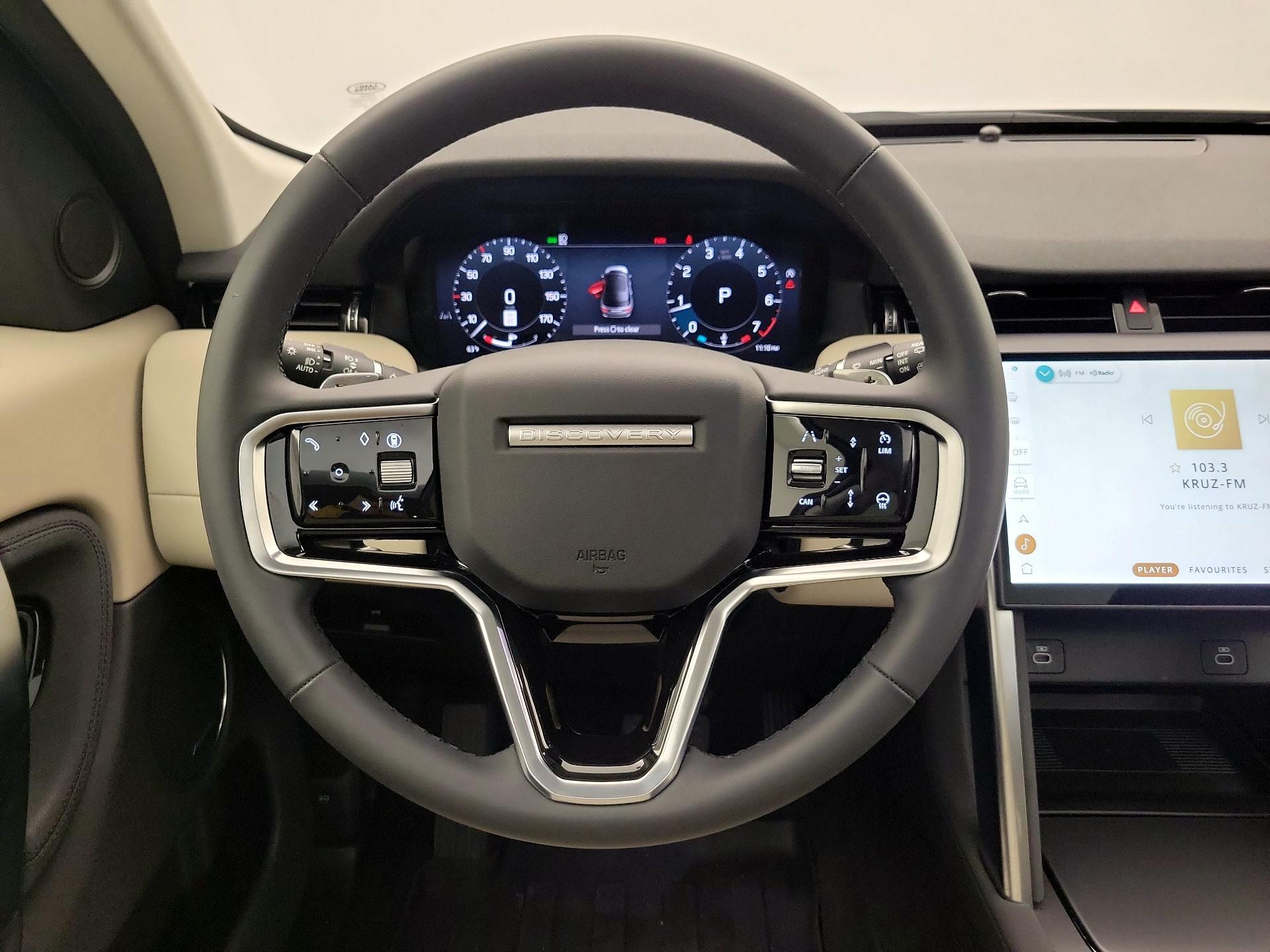 Thumbnail: 2024 Land Rover Discovery Sport - 10