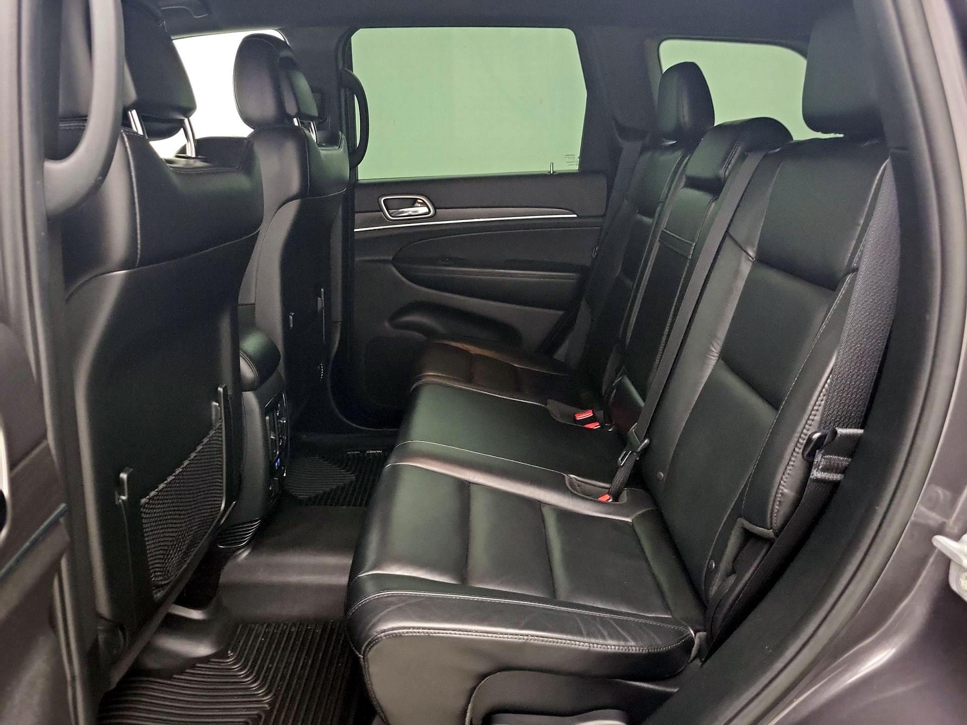 Thumbnail: 2018 Jeep Grand Cherokee - 19