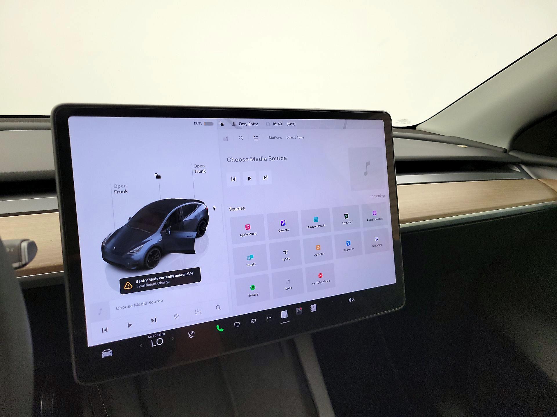 Thumbnail: 2024 Tesla Model Y - 15
