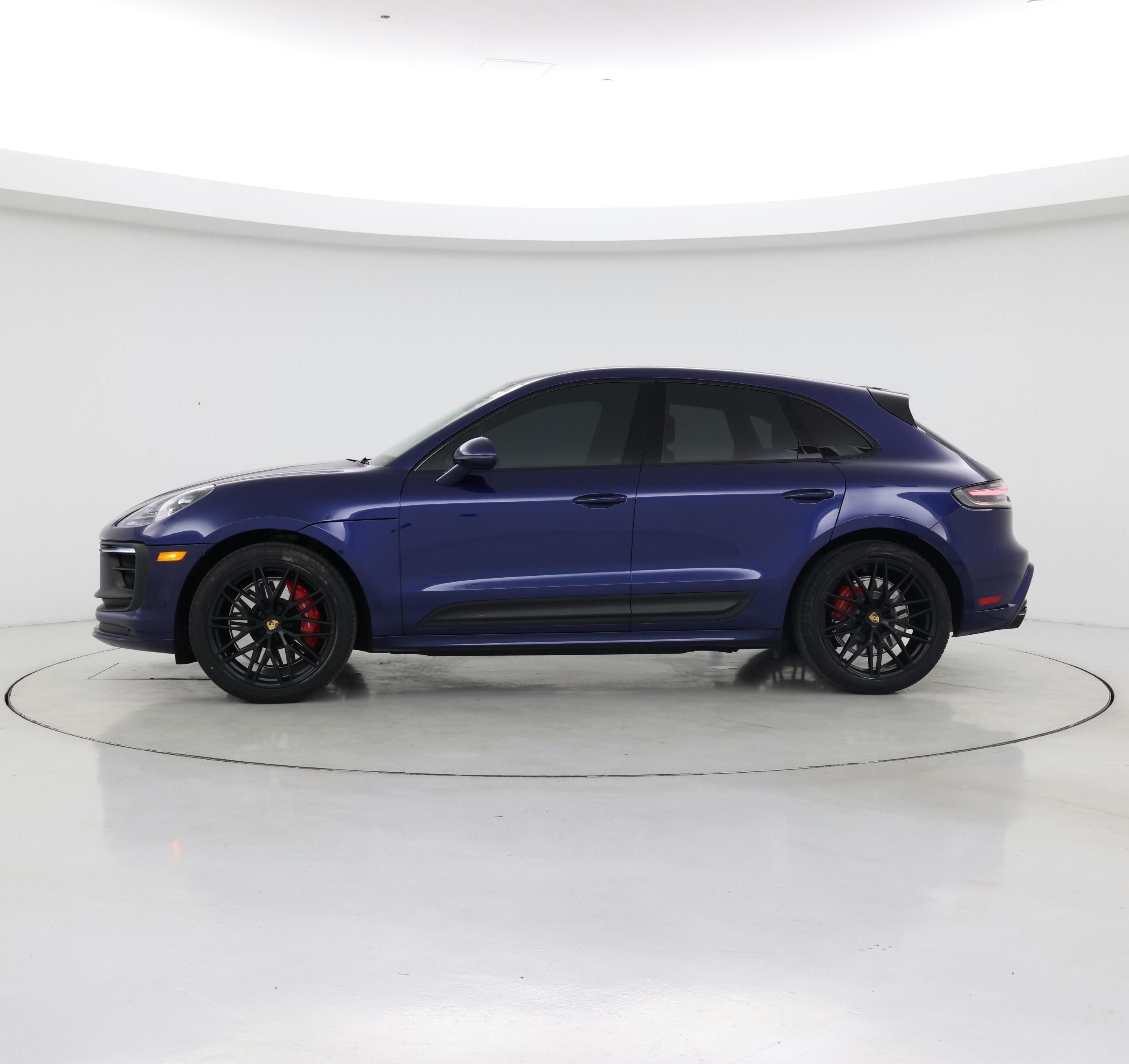 Thumbnail: 2022 Porsche Macan - 3