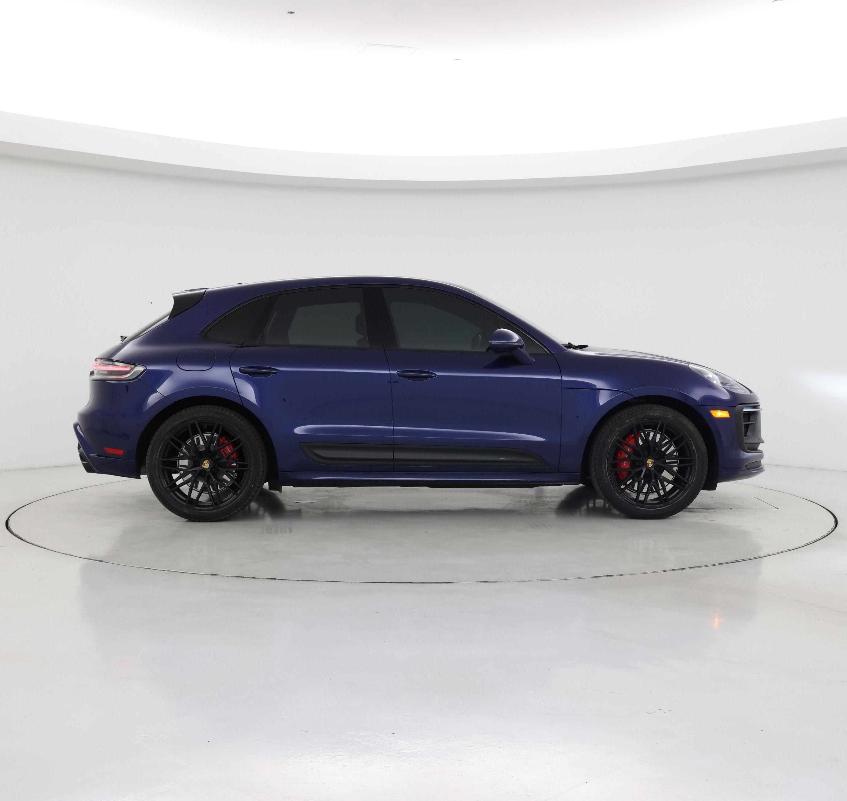 Thumbnail: 2022 Porsche Macan - 7