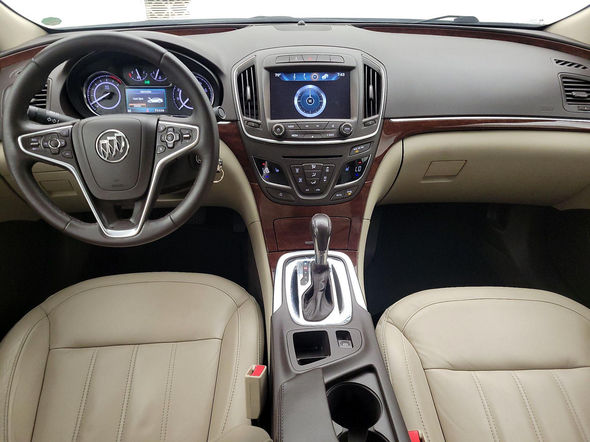 Thumbnail: 2016 Buick Regal - 9