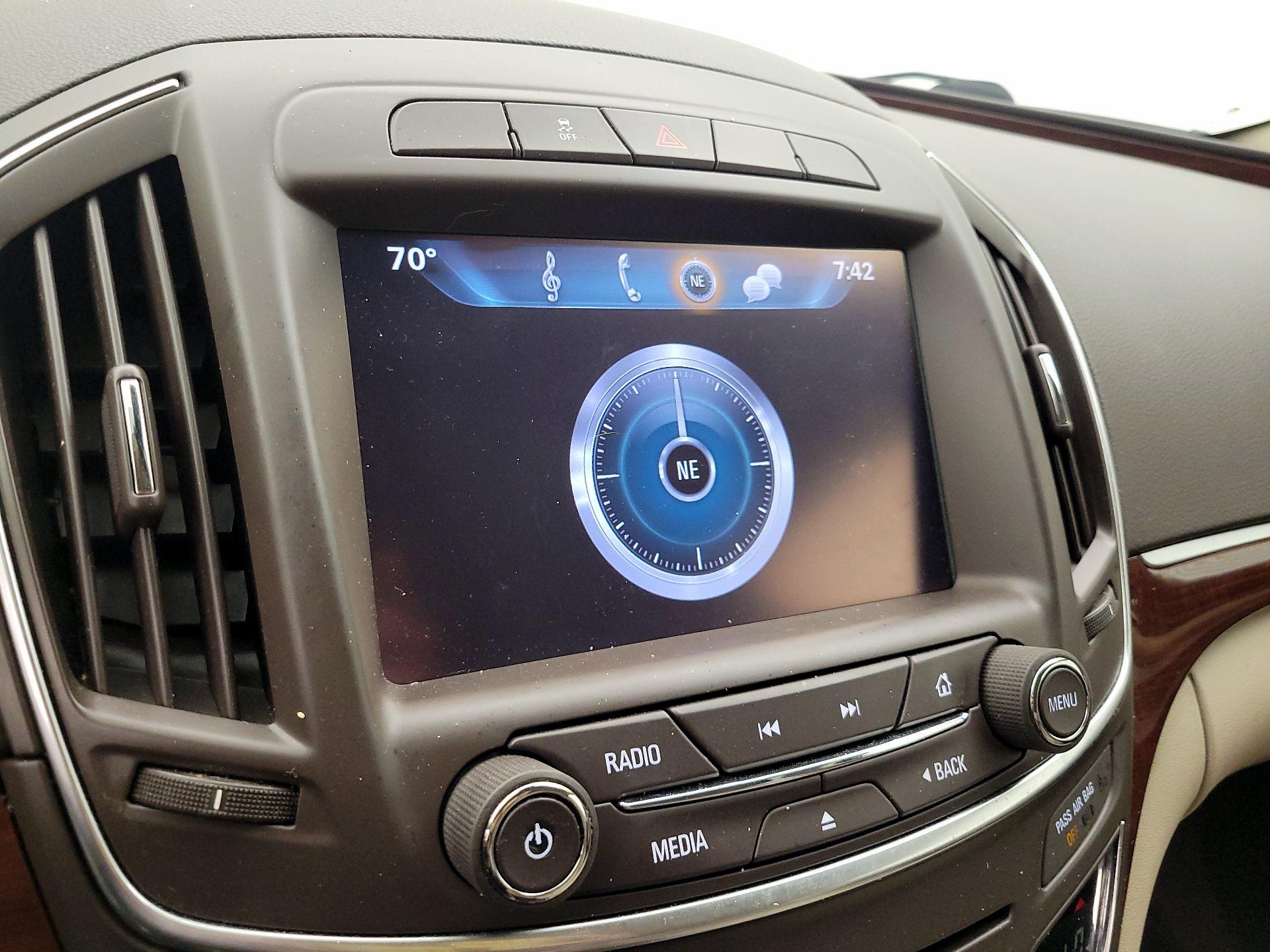 Thumbnail: 2016 Buick Regal - 14