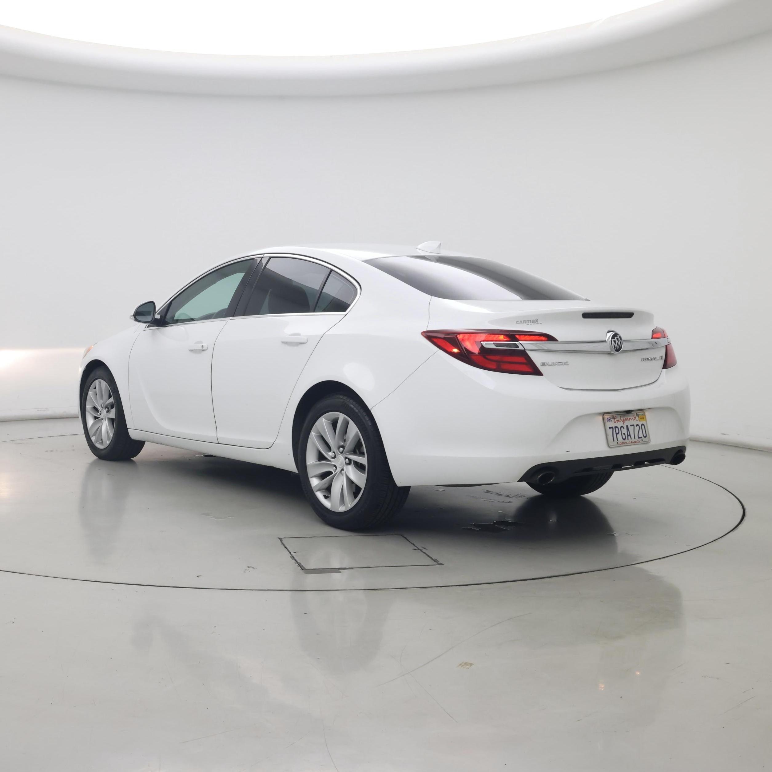 Thumbnail: 2016 Buick Regal - 2