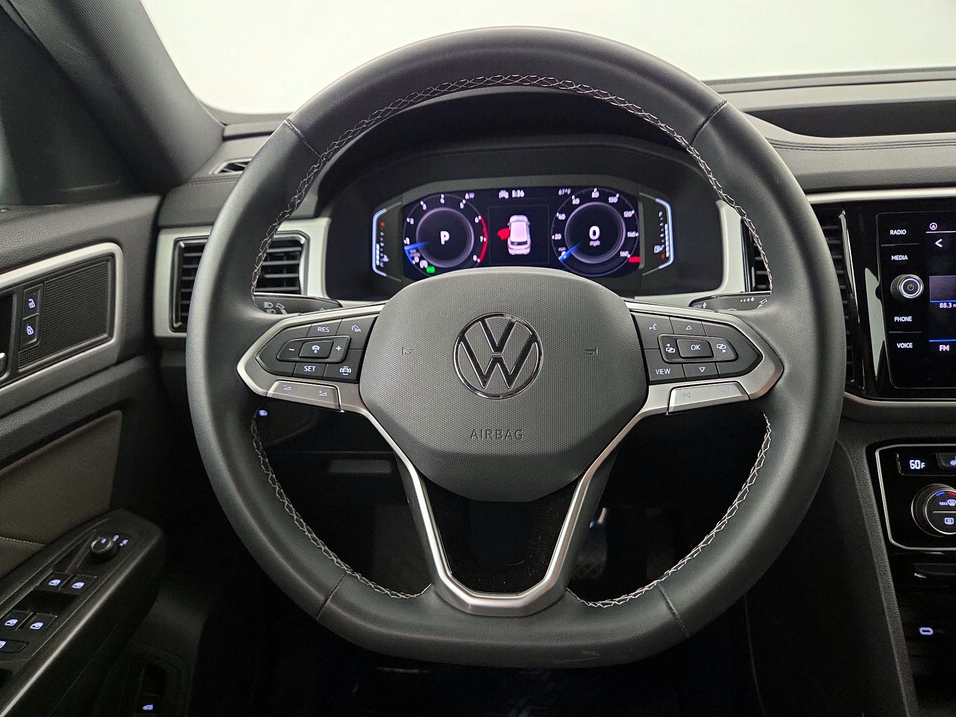 Thumbnail: 2022 Volkswagen Atlas - 10