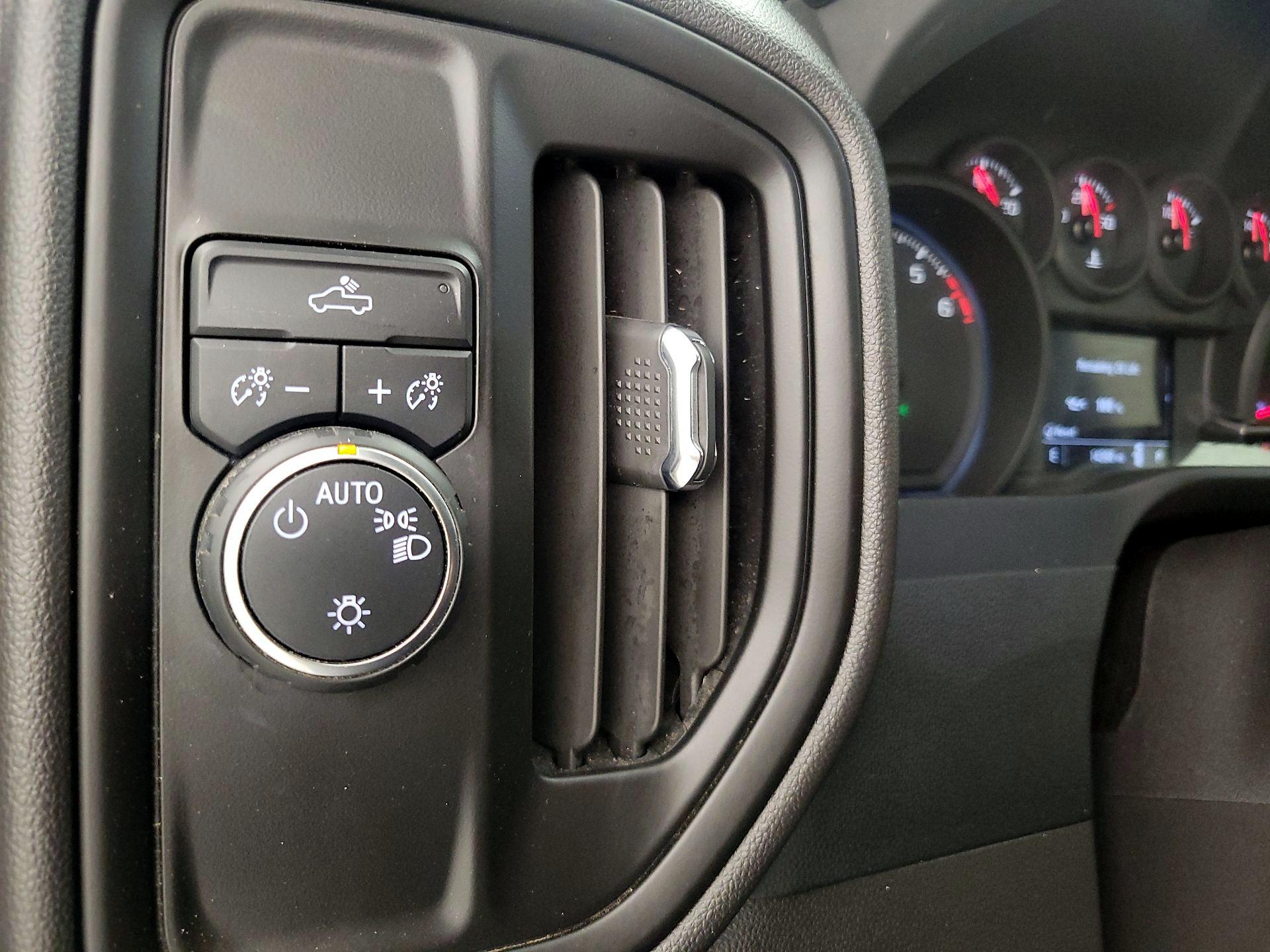 Thumbnail: 2024 Chevrolet Silverado 1500 - 13