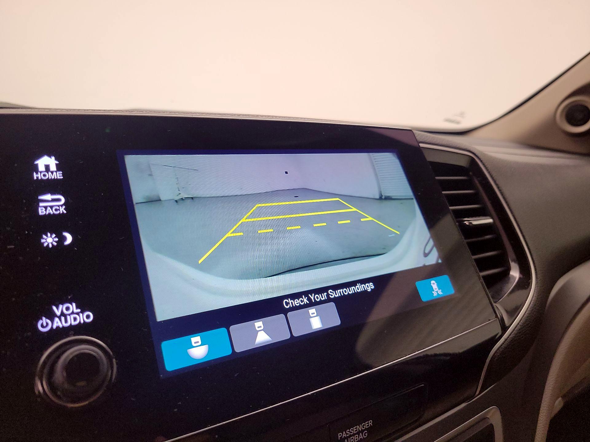Thumbnail: 2019 Honda Pilot - 13